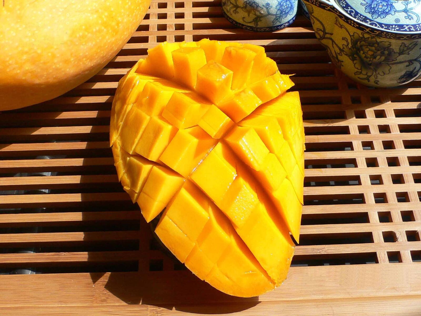 Panasonic DMC-LX1 sample photo. Mango, hd mango, mango photography