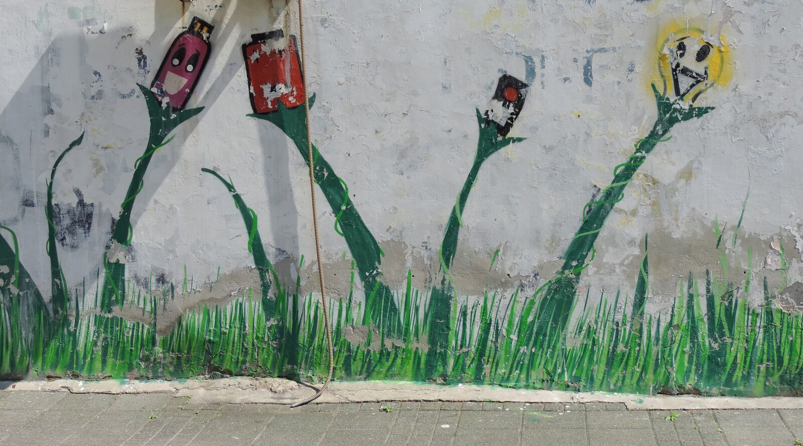 Nikon Coolpix P520 sample photo. Art, street, urban, painting photography