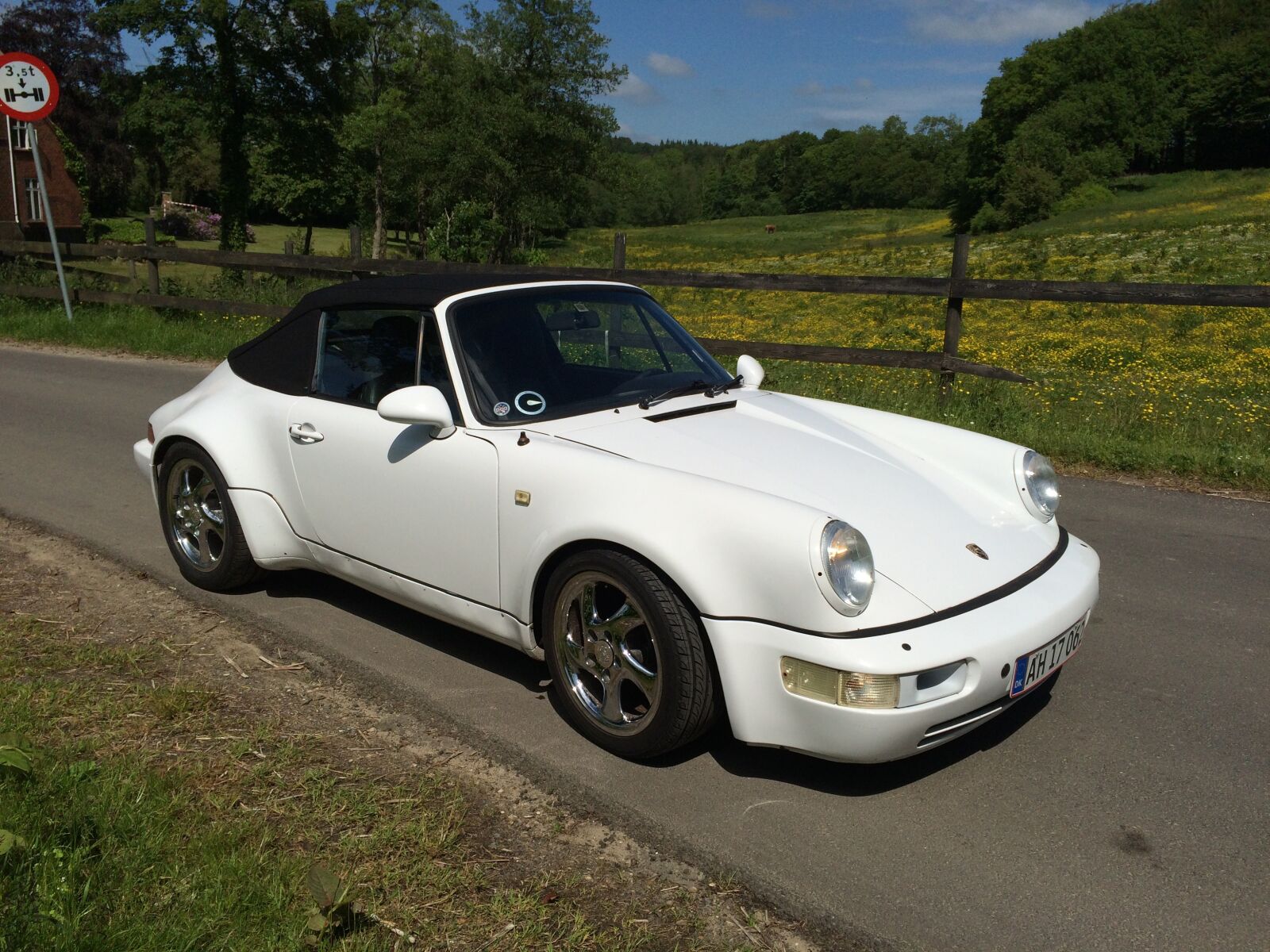 iPhone 5s back camera 4.15mm f/2.2 sample photo. Porsche, vintage car, kabriolet photography