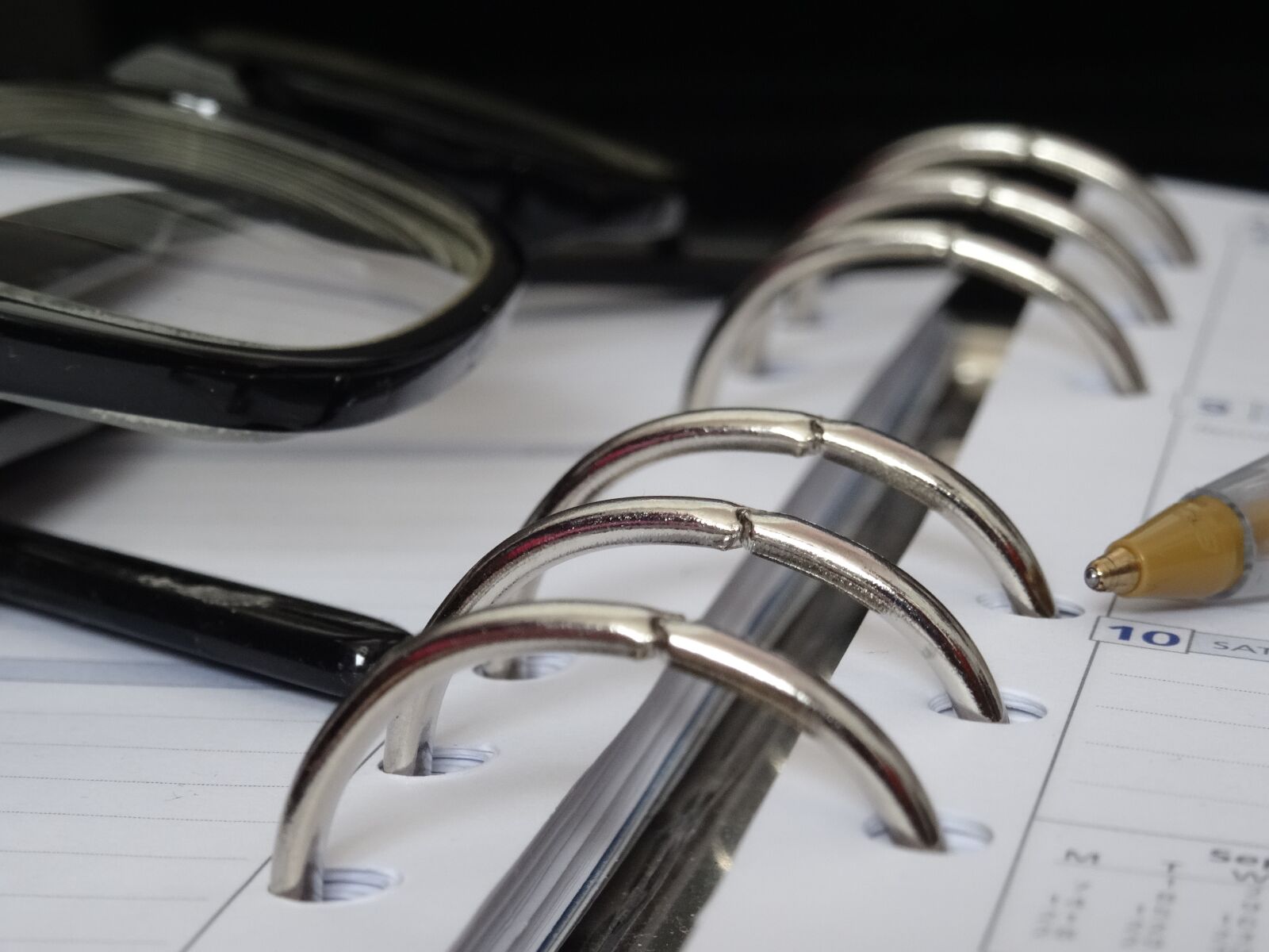 Sony DSC-HX50 sample photo. Planner, glasses, time management photography