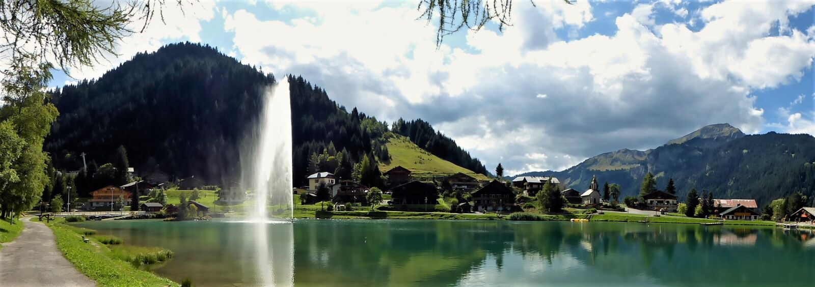 Panasonic Lumix DMC-ZS25 (Lumix DMC-TZ35) sample photo. France, haute savoie, chatel photography