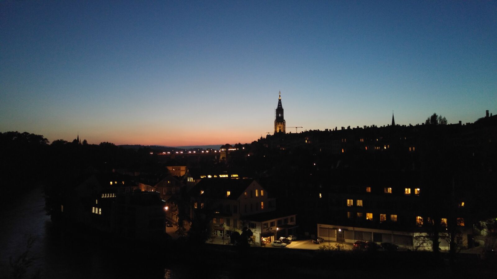 LG G4 sample photo. Bern, church, city, night photography