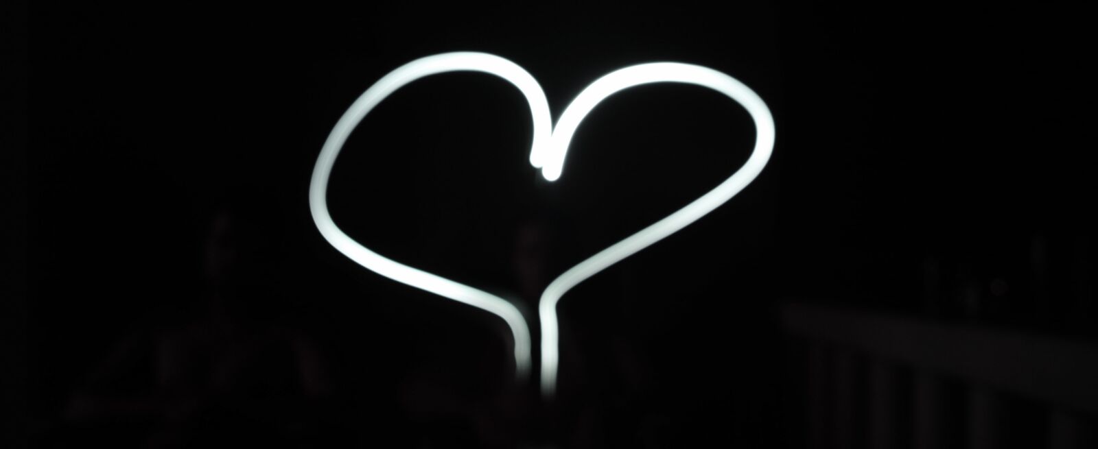 Nokia 808 PureView sample photo. Heart, silhouette, romance photography
