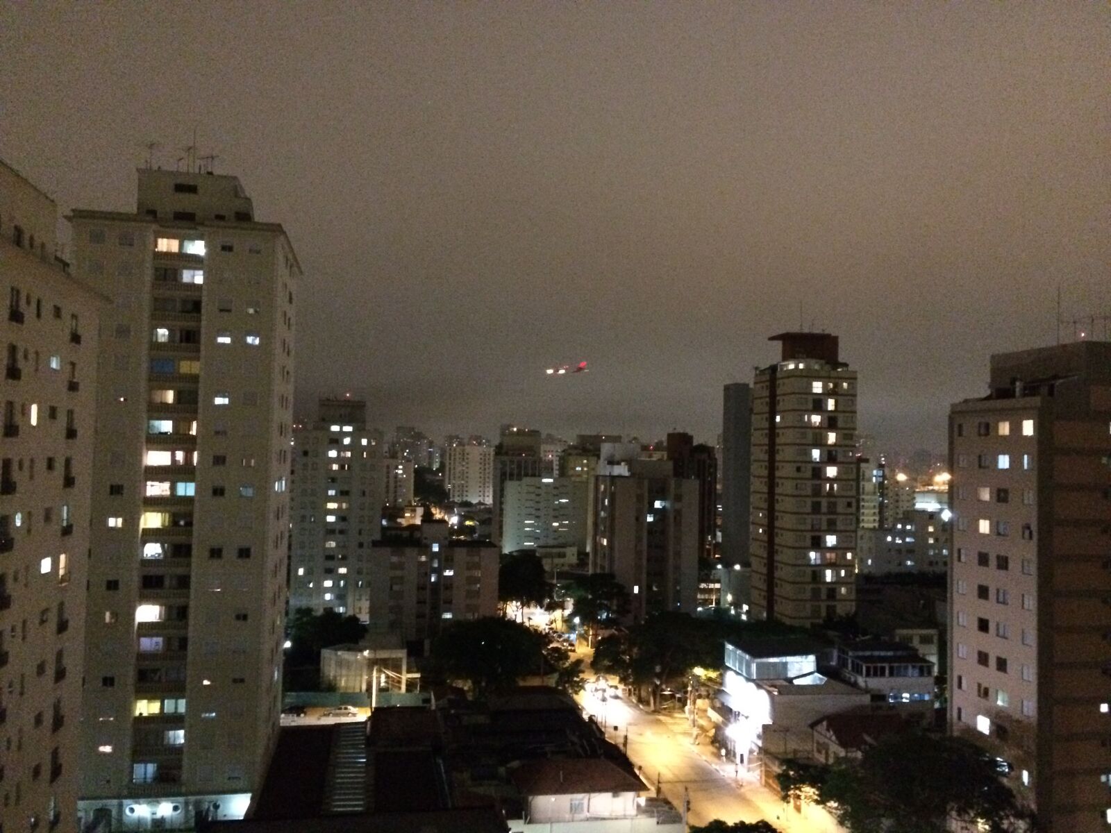 iPhone 5s back camera 4.15mm f/2.2 sample photo. Skyscrapers, brazil, city photography