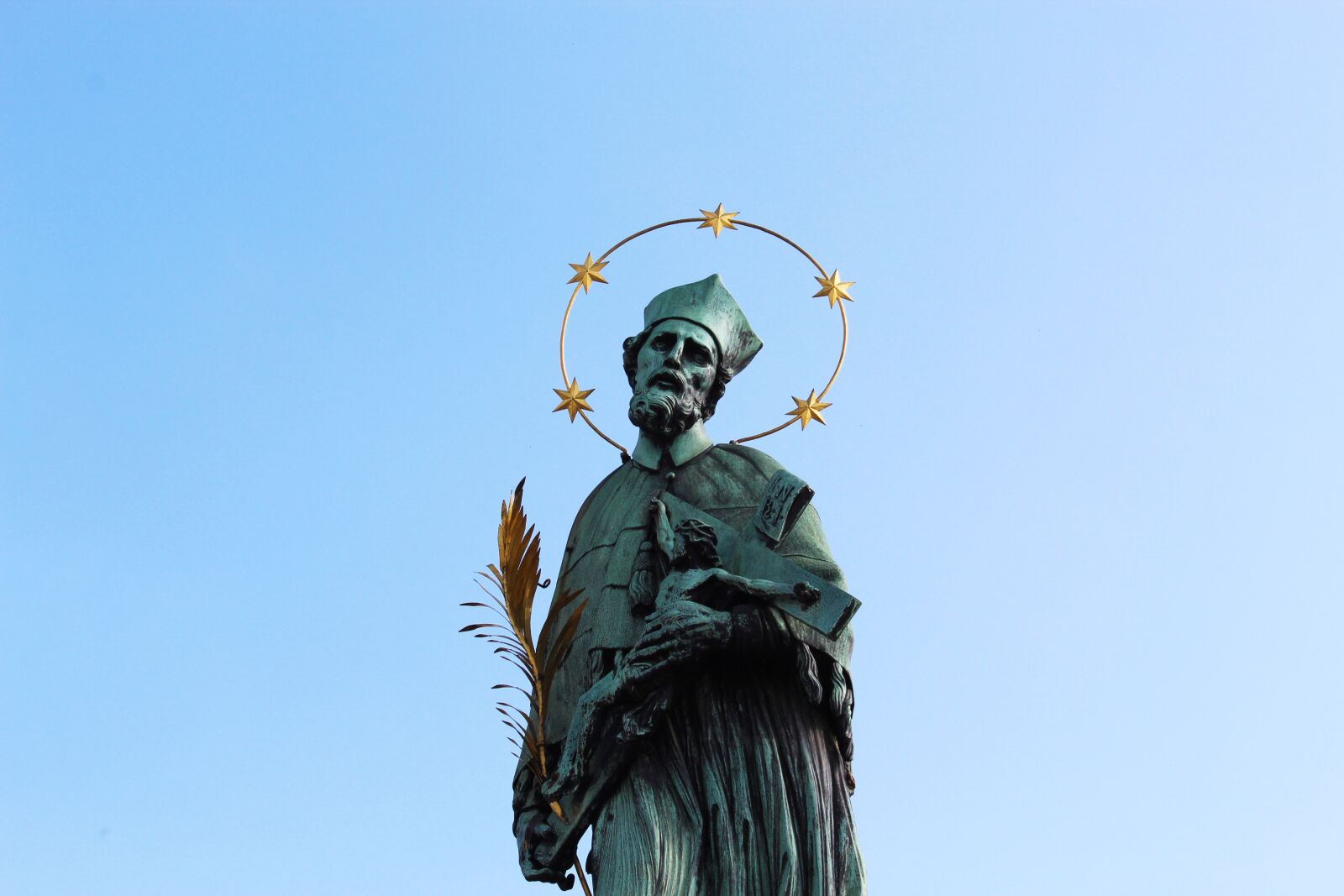 Canon EOS 1300D (EOS Rebel T6 / EOS Kiss X80) sample photo. Prague, charles bridge, statues photography