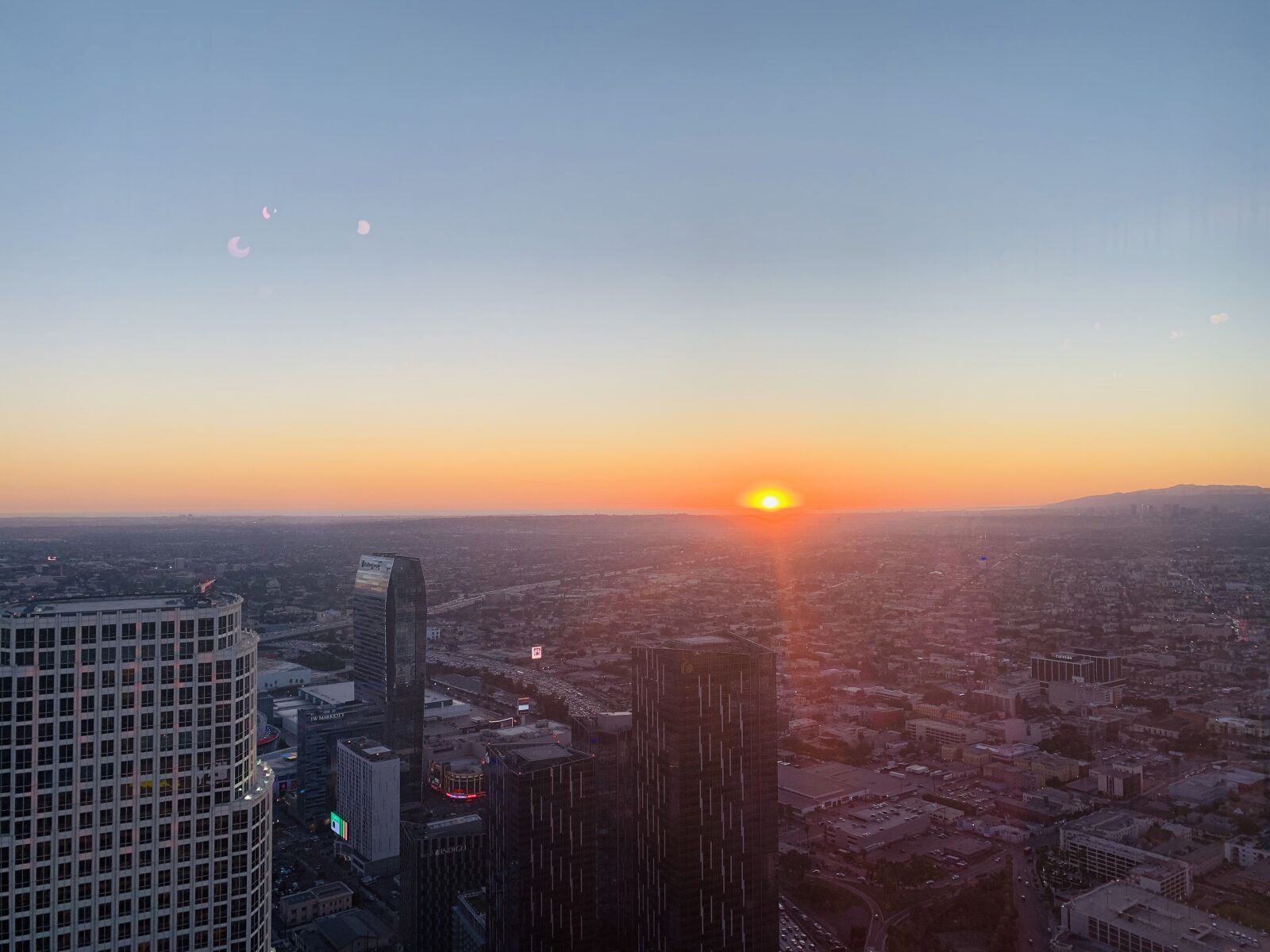 Apple iPhone XR sample photo. Sun, los angeles, united photography