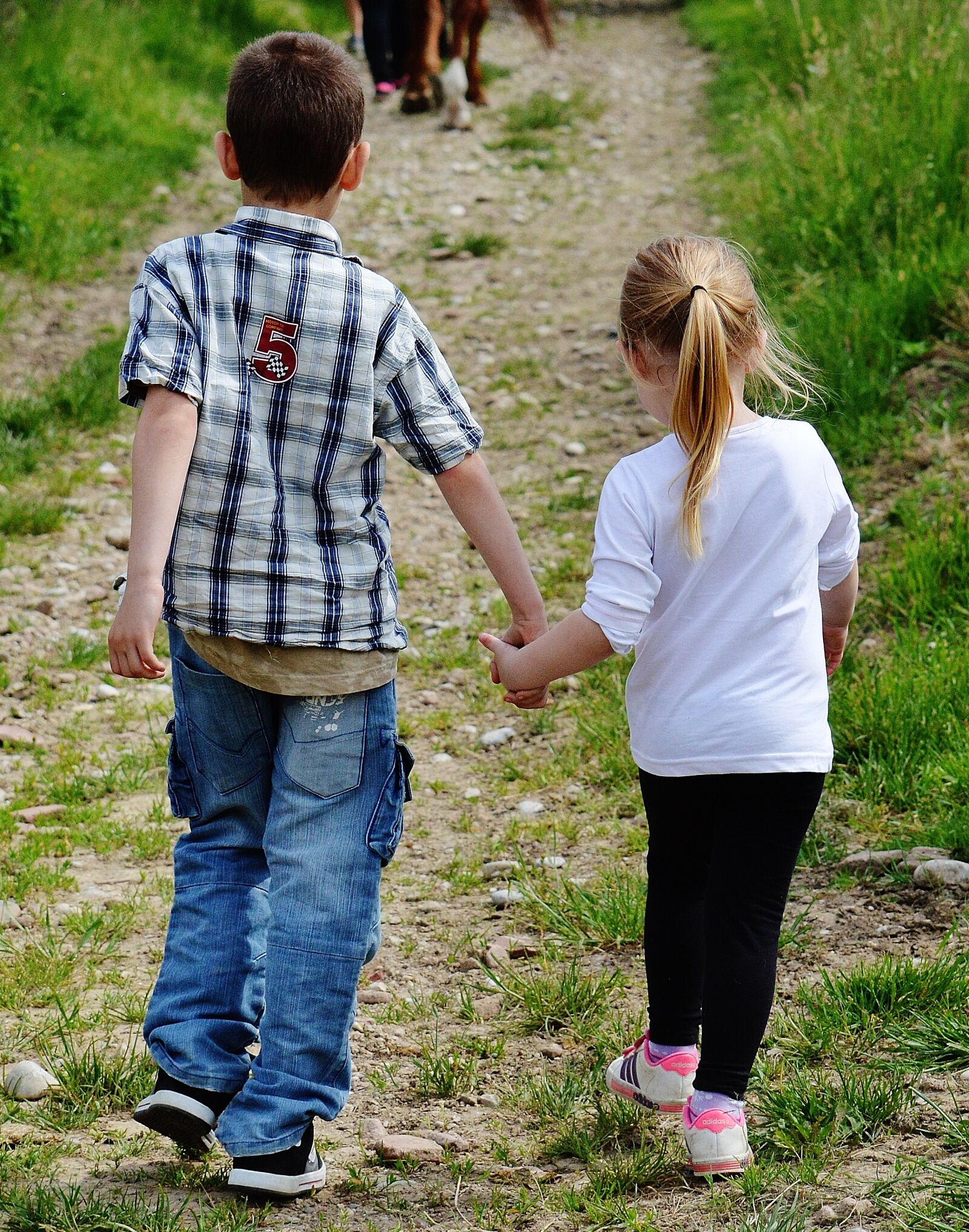 Nikon D3200 sample photo. Children, hand in hand photography