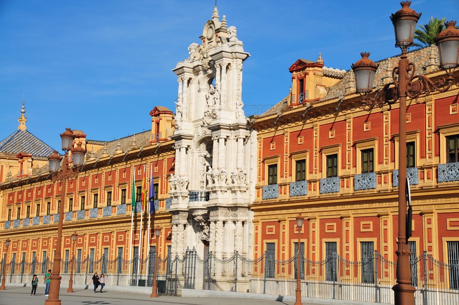 Nikon D300 sample photo. Seville, building, architecture photography