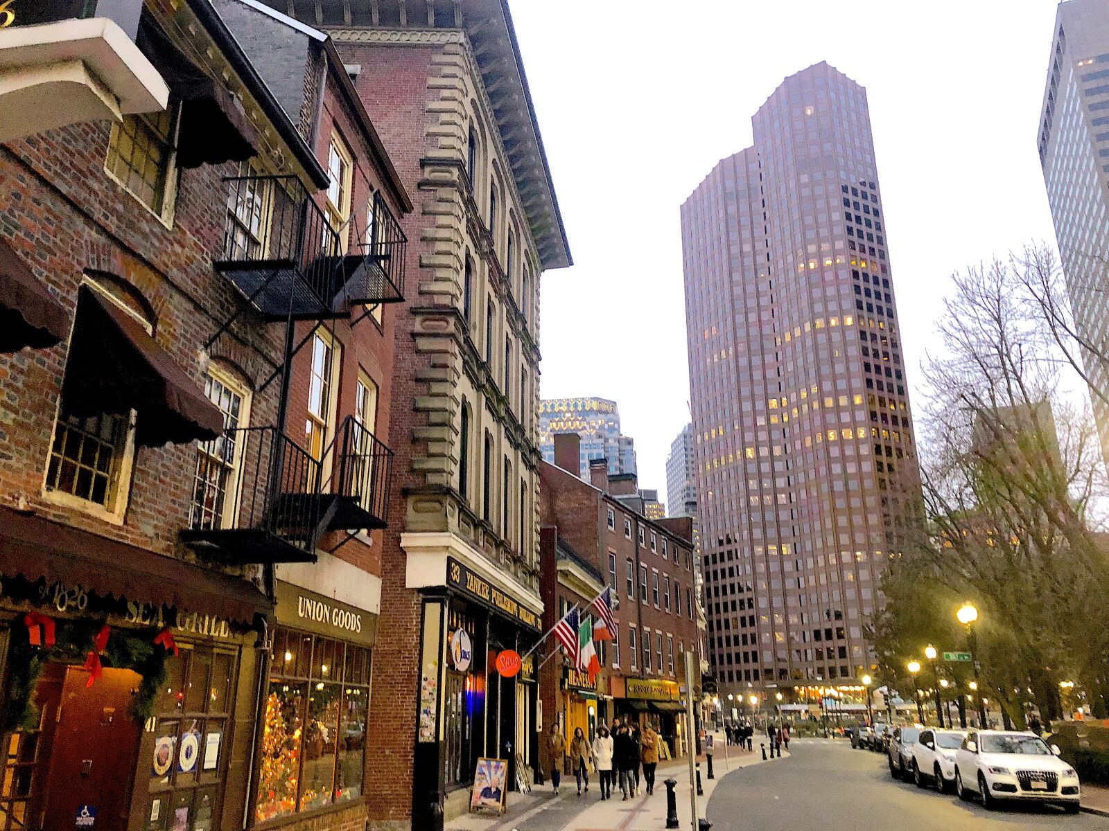 iPhone 8 back camera 3.99mm f/1.8 sample photo. Boston, massashussets, city centre photography