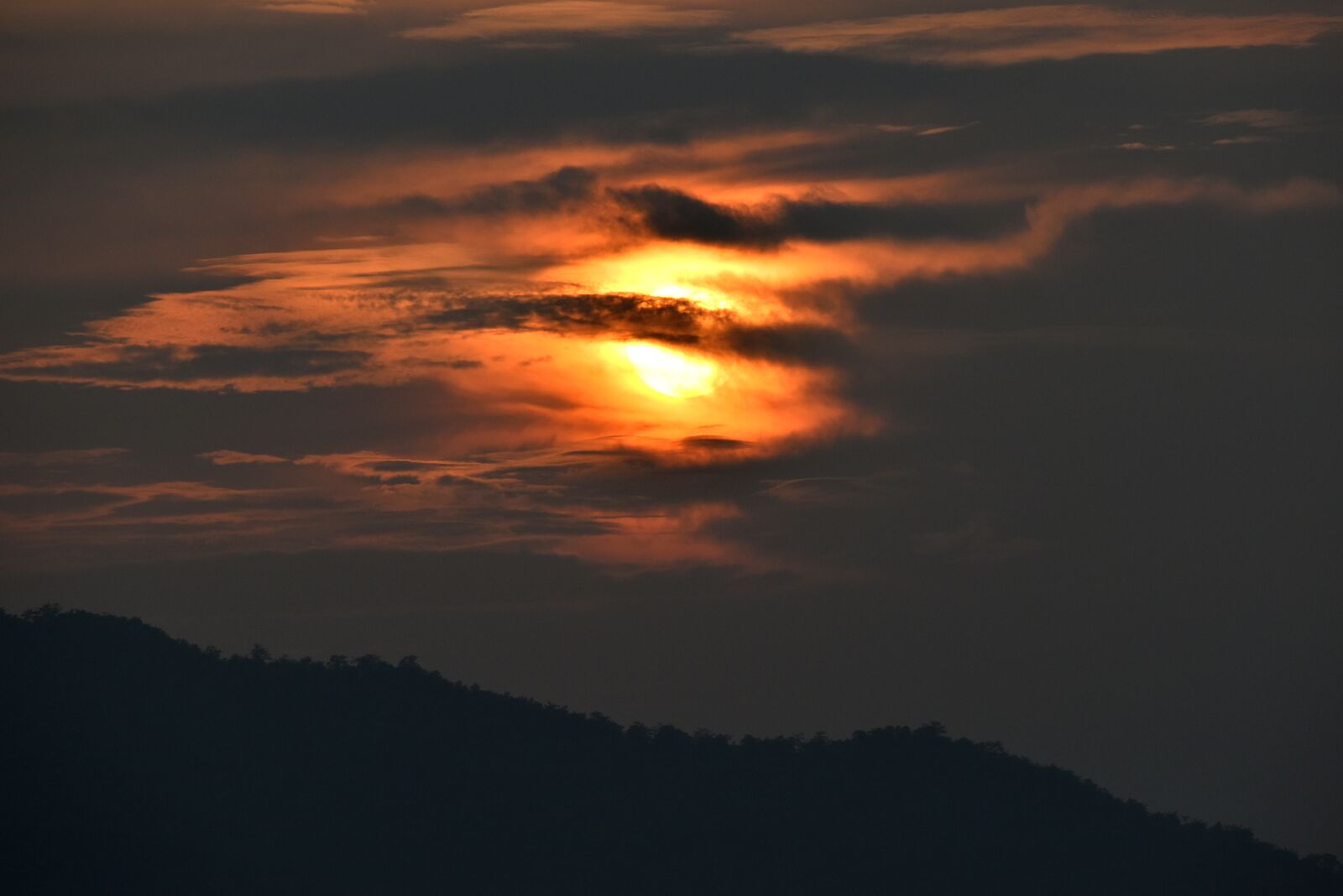 Nikon D5600 sample photo. Beautiful, sun, set photography