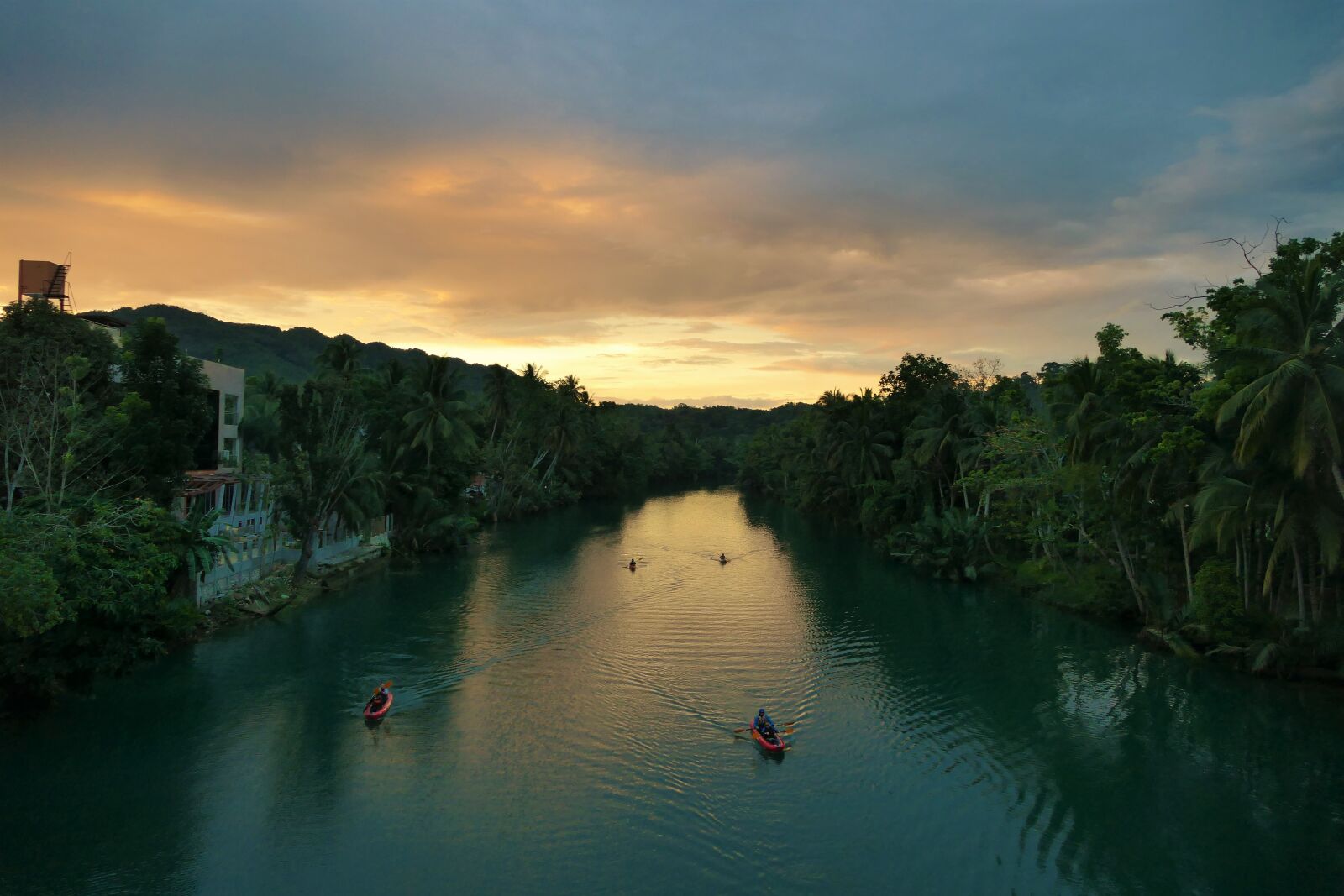 Panasonic Lumix DMC-FZ1000 sample photo. River, sunset, landscape photography
