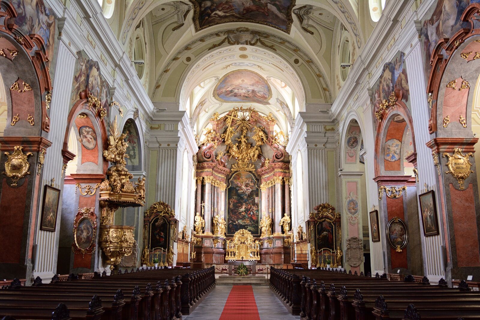 Nikon D5200 sample photo. Church, altar, religion photography