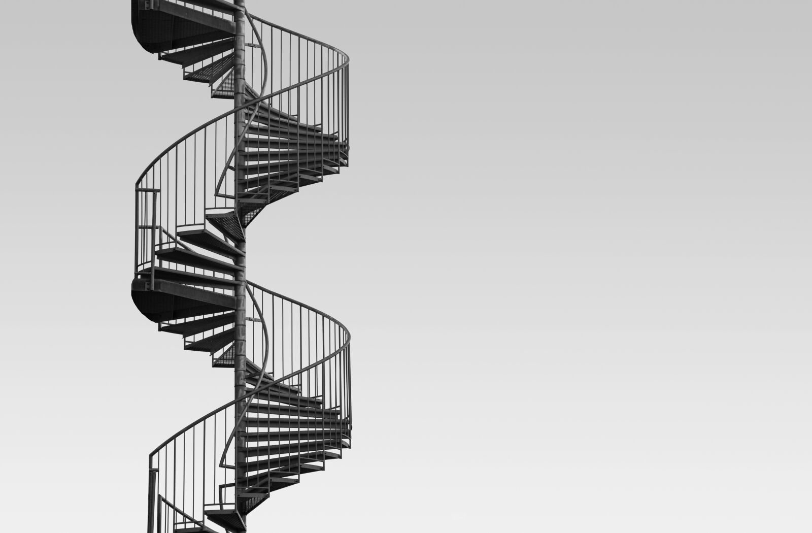 Sigma sample photo. Spiral, spiral staircase, protective photography