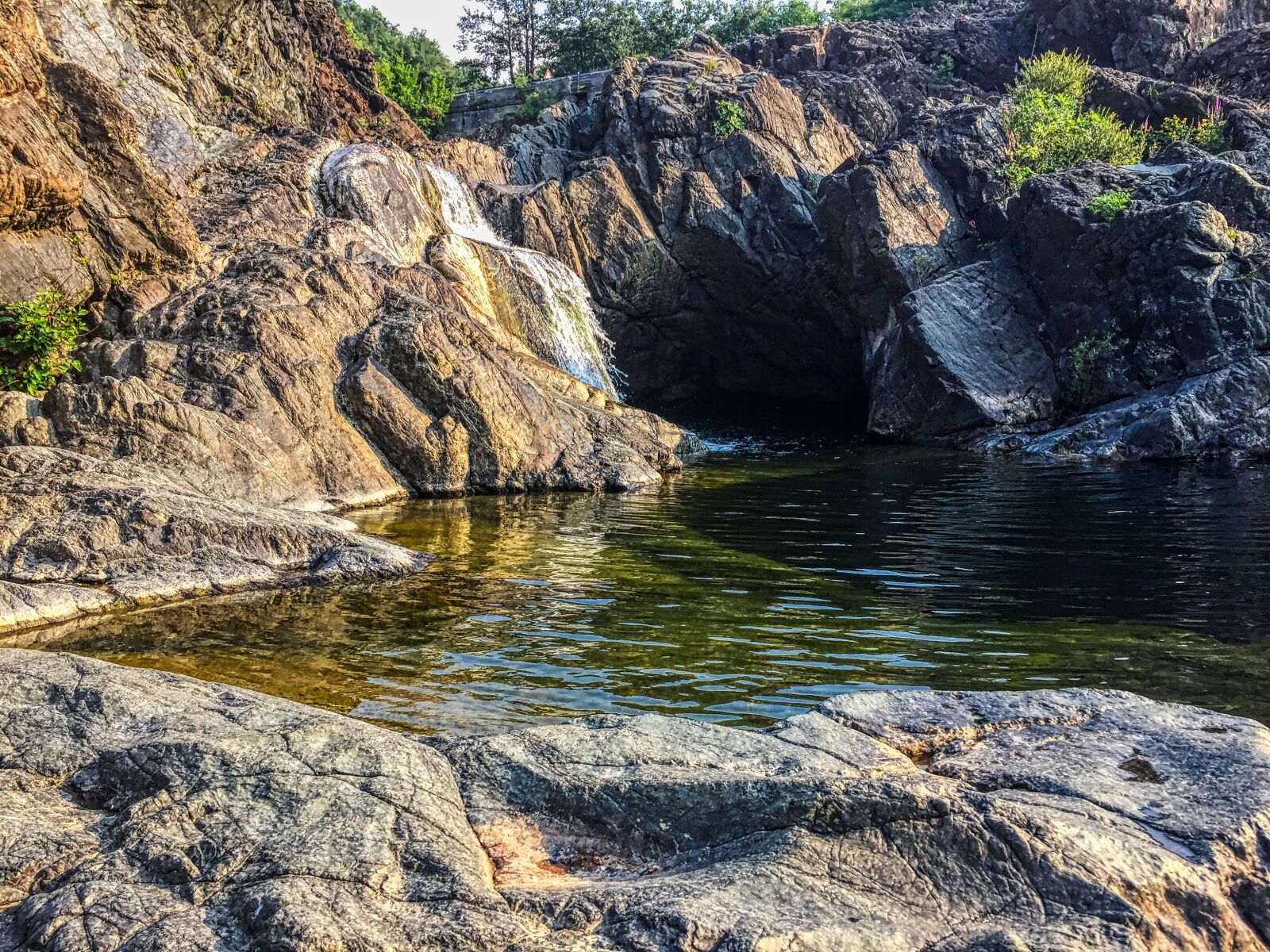 iPhone 6 back camera 4.15mm f/2.2 sample photo. Lake, waterfall, water photography