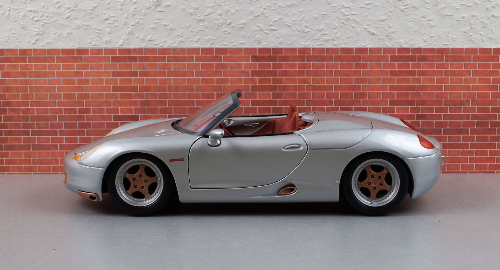 Sony DT 18-70mm F3.5-5.6 sample photo. Model car, porsche, boxster photography