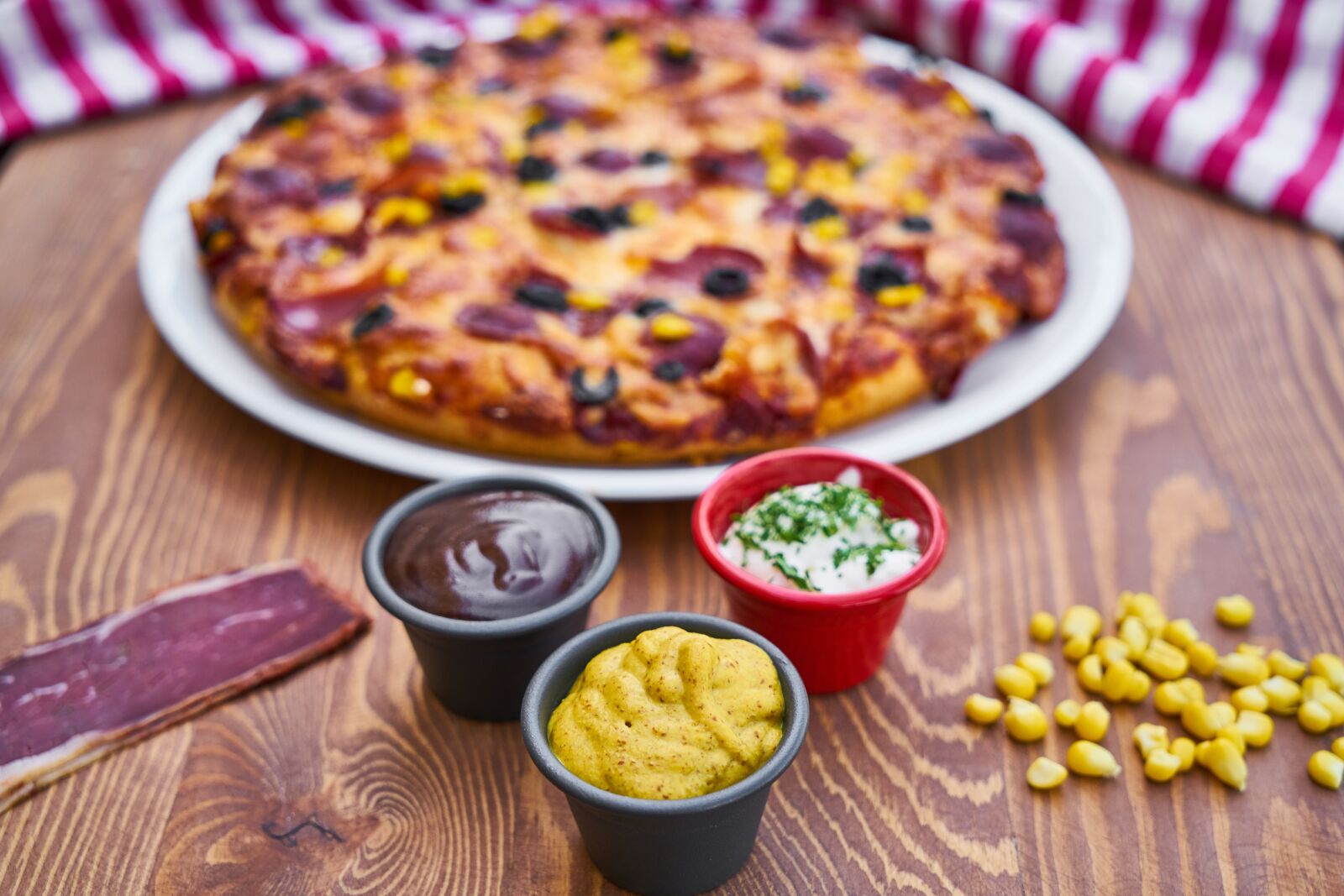 Sony a7R II sample photo. Pizza, dough, food photography