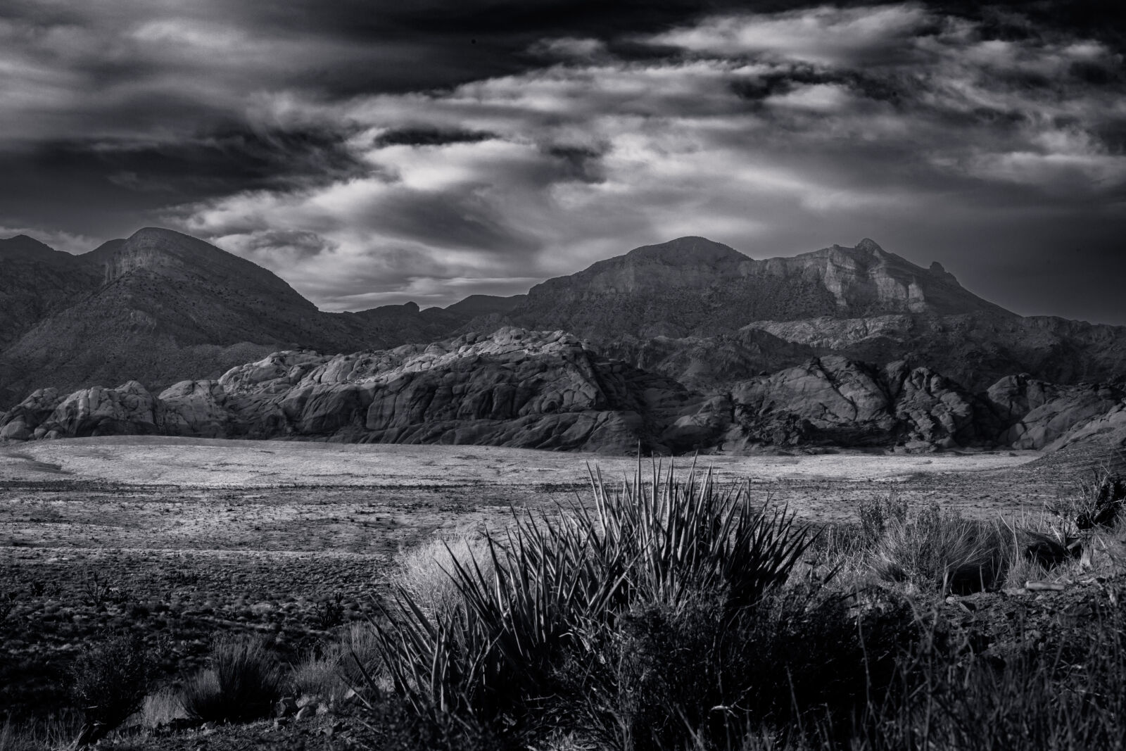 Canon EOS RP sample photo. Overlook - las vegas photography