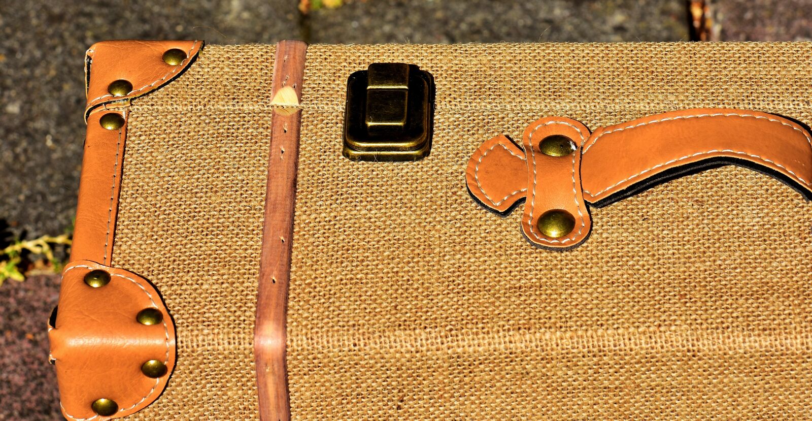 Nikon D7200 sample photo. Luggage, travel, vacations photography