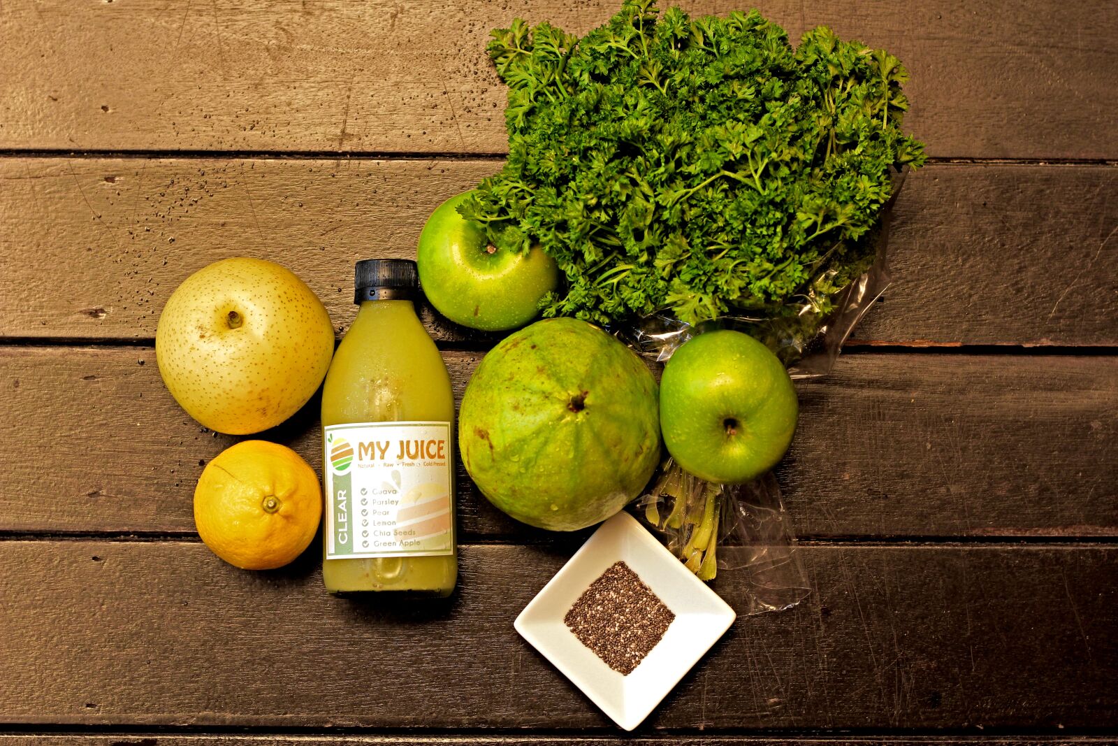 Canon EOS 60D + Canon EF 50mm F1.8 II sample photo. Juice, vegetables, healthy photography