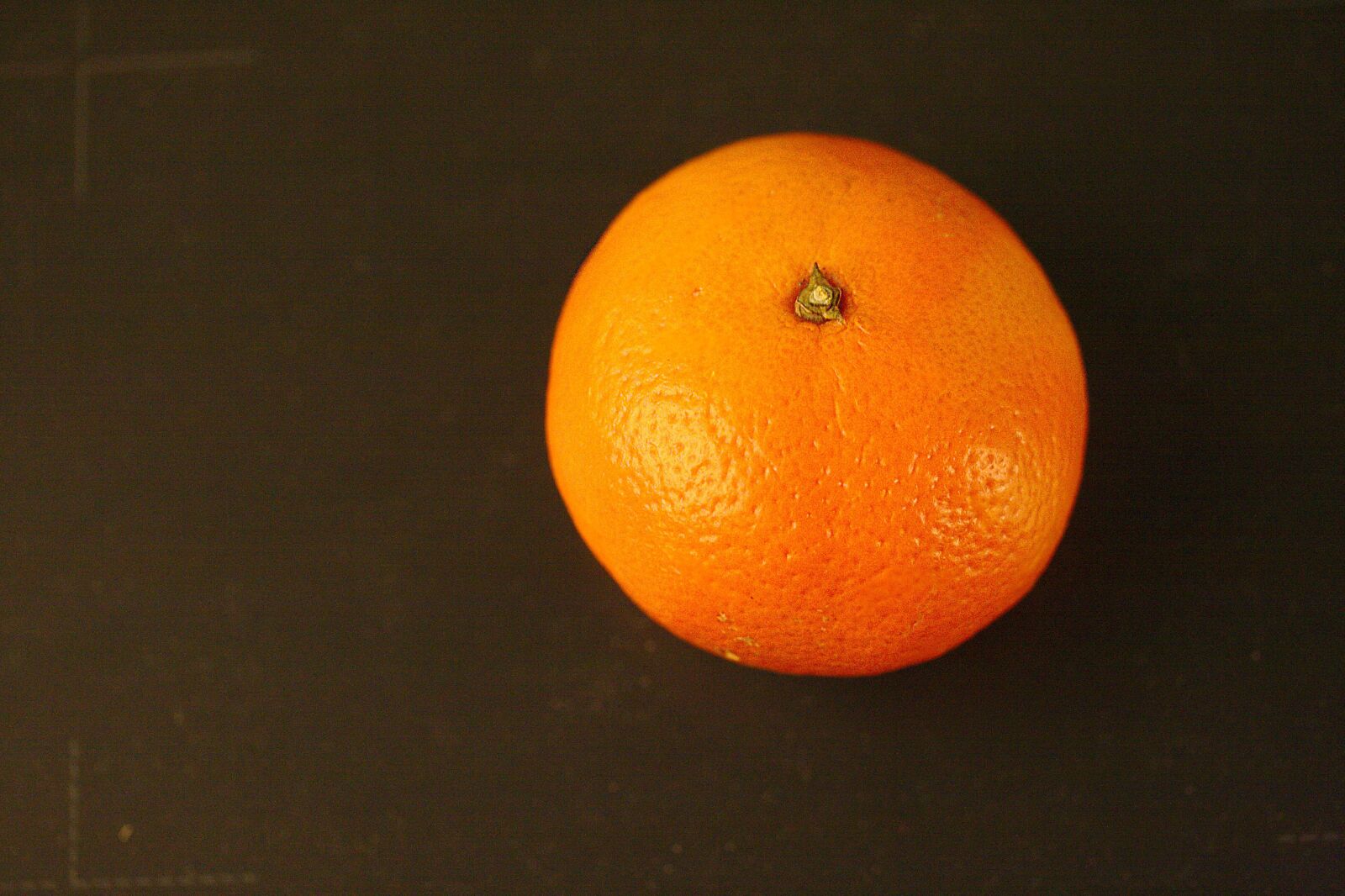 Canon EOS 400D (EOS Digital Rebel XTi / EOS Kiss Digital X) sample photo. Coffee break, citrus, clementines photography
