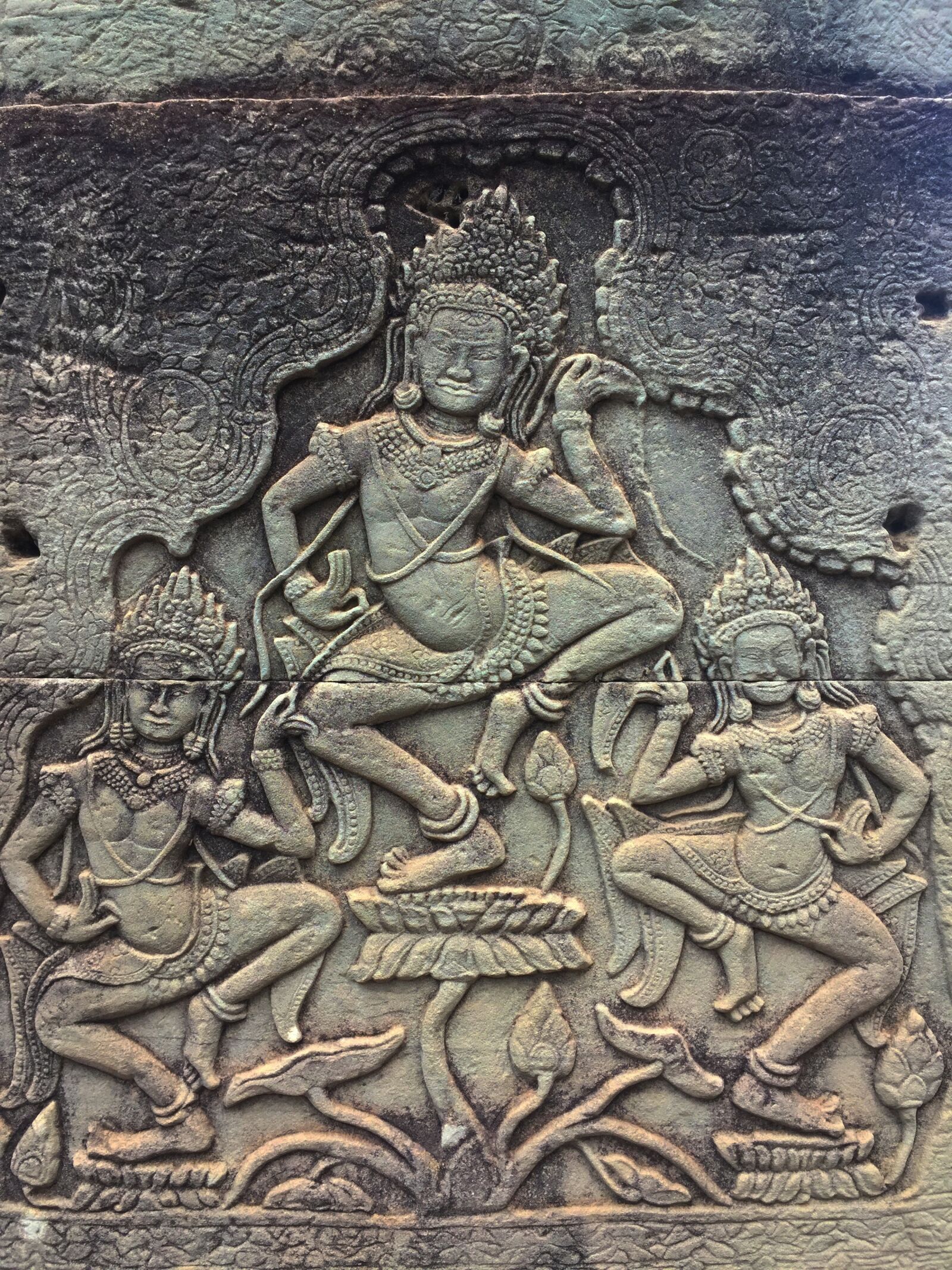 iPhone 6 back camera 4.15mm f/2.2 sample photo. Angkor, cambodia, archeological park photography
