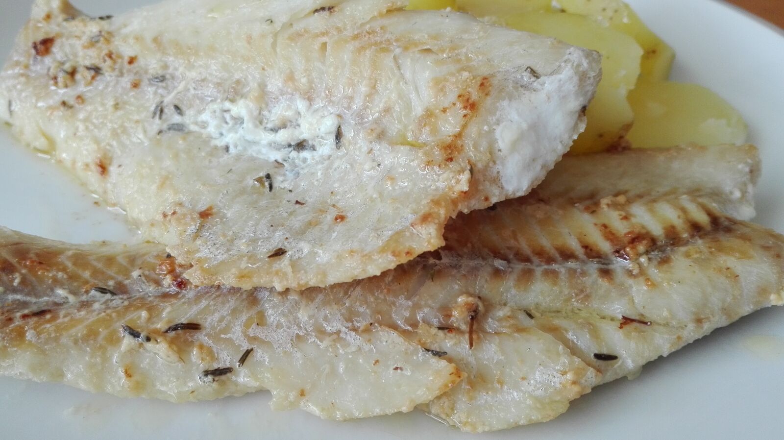 HUAWEI P8 Lite sample photo. Food, fish, diet photography