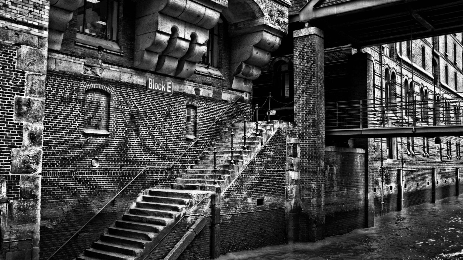 Nikon D5200 sample photo. Hamburg, port, elbe photography