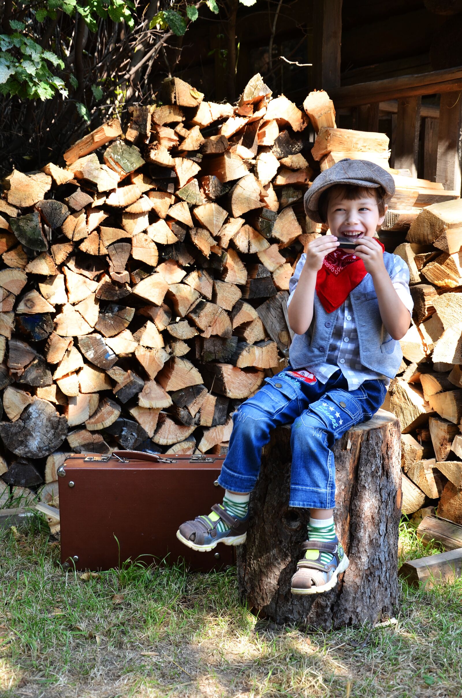 Nikon D7000 sample photo. Harmonica, boy, kids photography