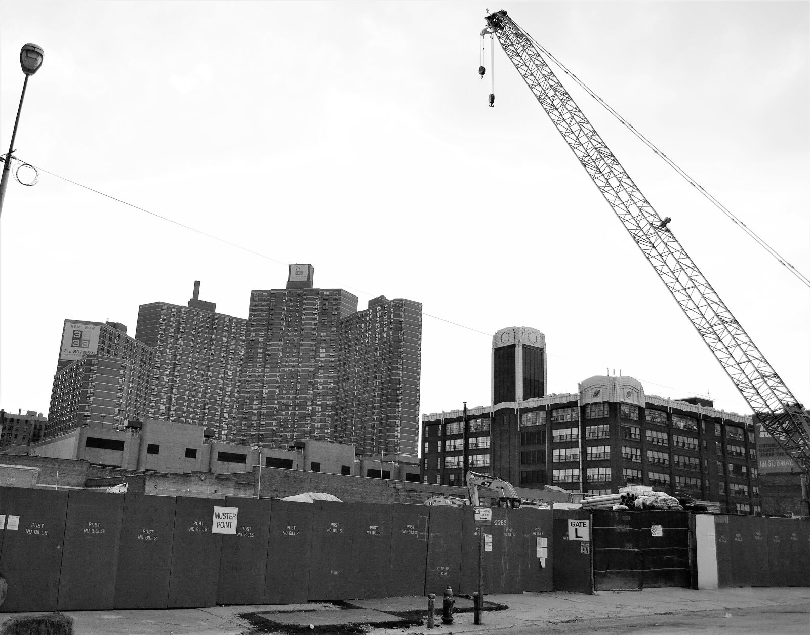 Nikon D3100 sample photo. Construcion site, harlem, new photography