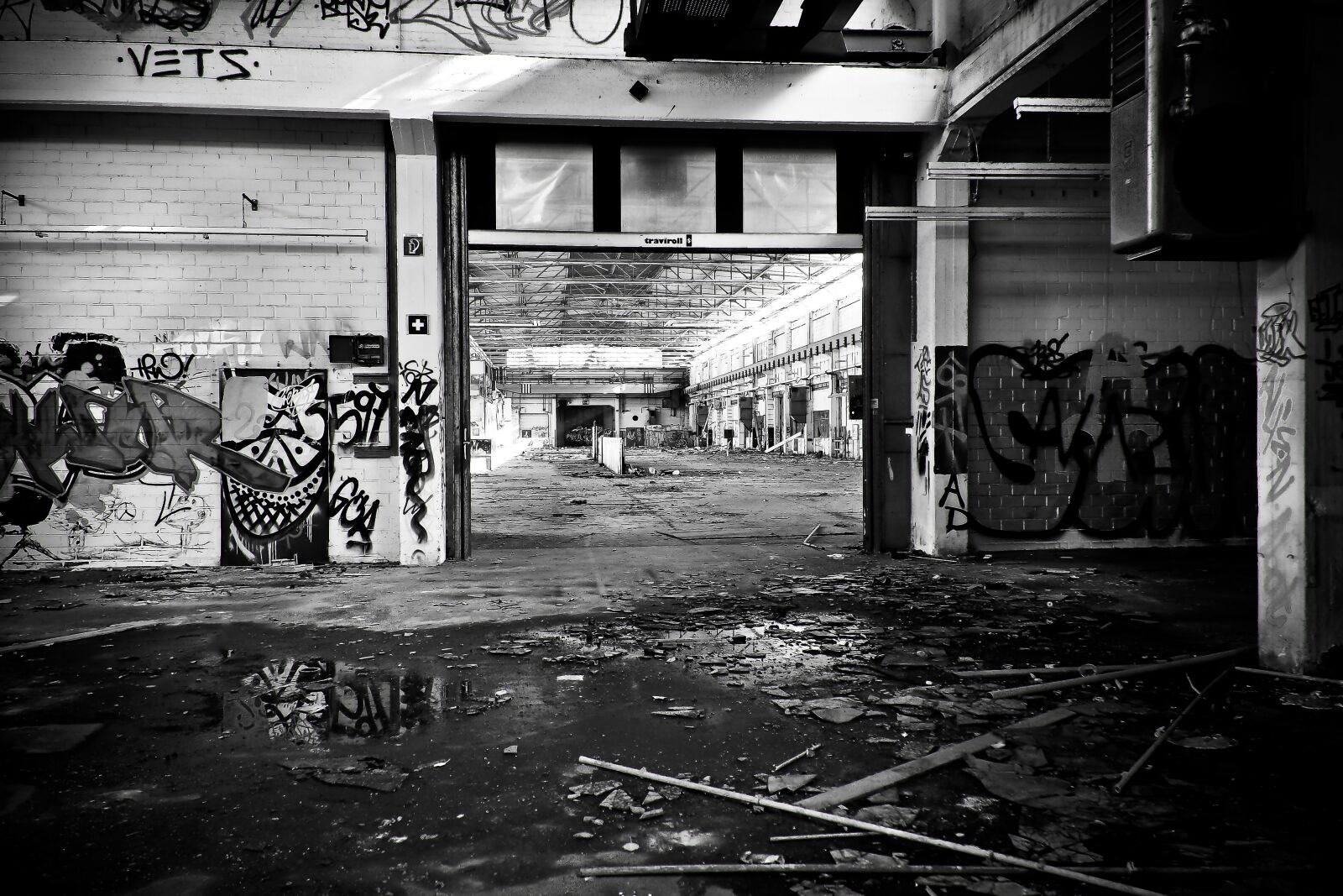 Olympus OM-D E-M10 sample photo. Lost places, factory, old photography