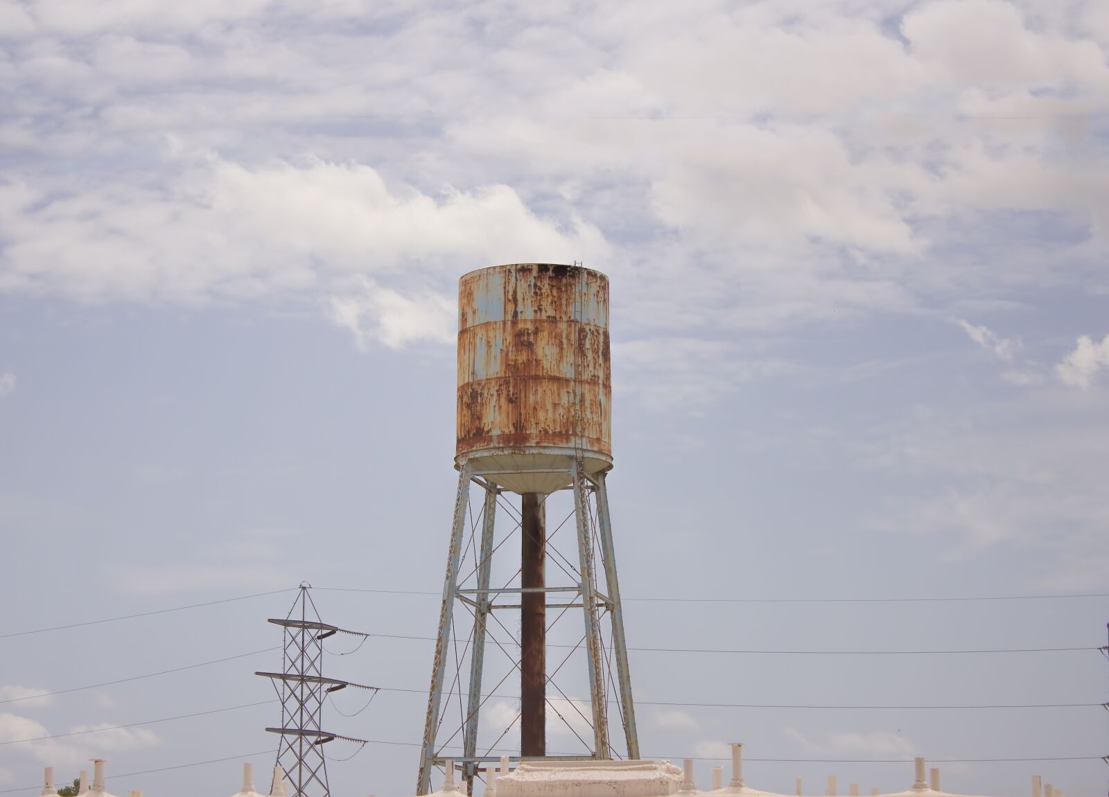 Canon EOS 600D (Rebel EOS T3i / EOS Kiss X5) sample photo. Industry, water tower, industrial photography