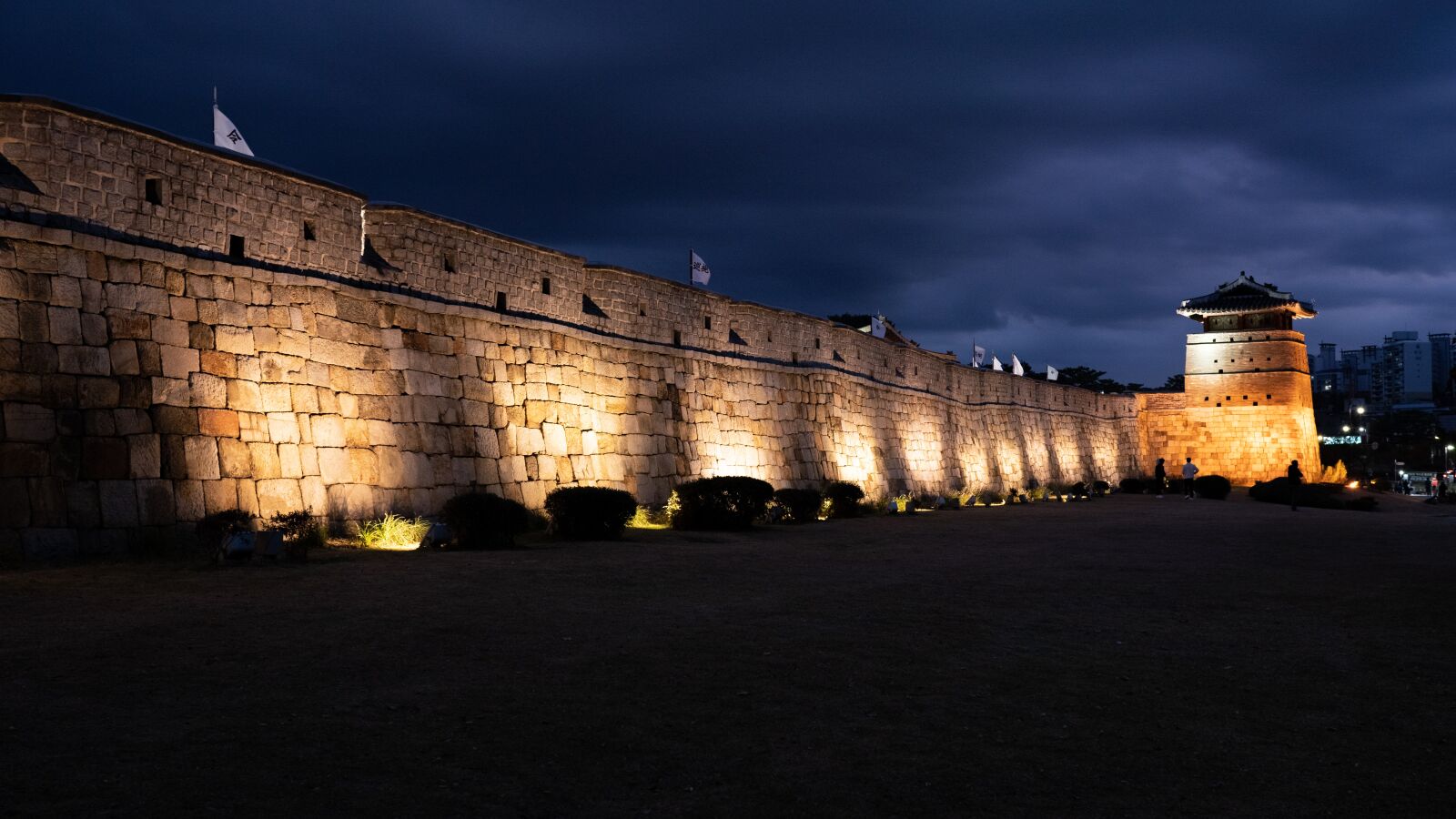 Sony a7 III + Sigma 35mm F1.4 DG HSM Art sample photo. Hwaseong fortress, unesco world photography