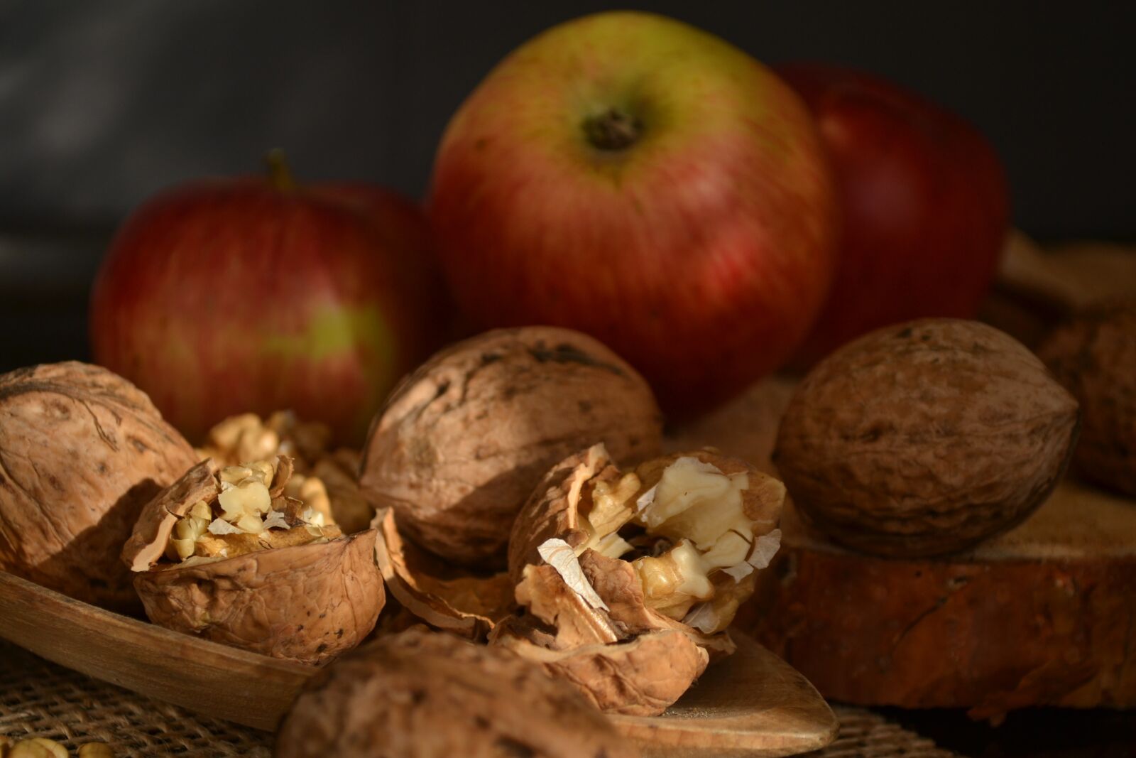 Nikon D3100 sample photo. Nuts, apples, autumn photography