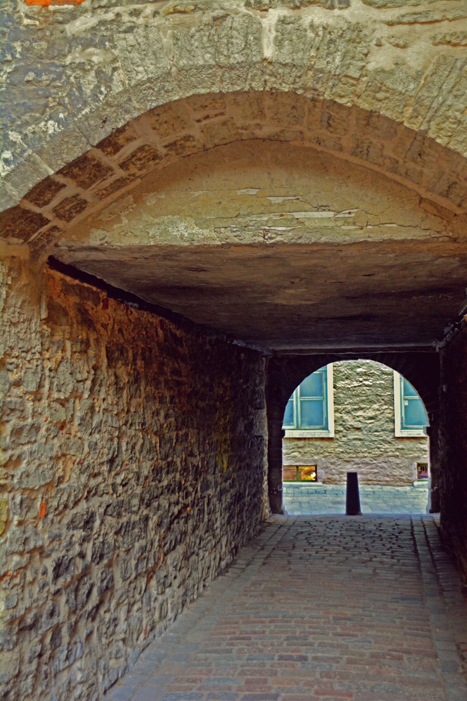 Nikon D7100 sample photo. Window, arch, architecture photography