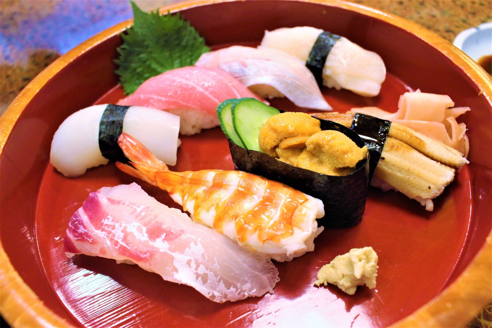 Canon EOS 100D (EOS Rebel SL1 / EOS Kiss X7) sample photo. Sushi, japanese food, japan photography