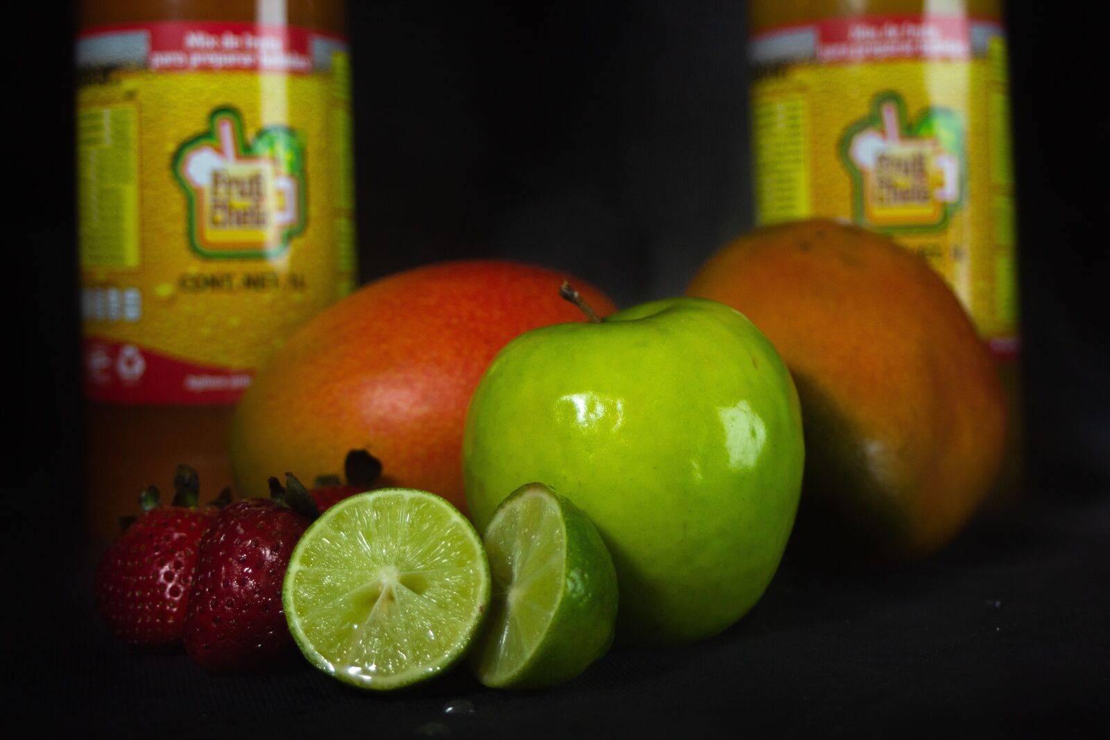 Canon EOS 1300D (EOS Rebel T6 / EOS Kiss X80) sample photo. Frutichela, flavorings for micheladas photography