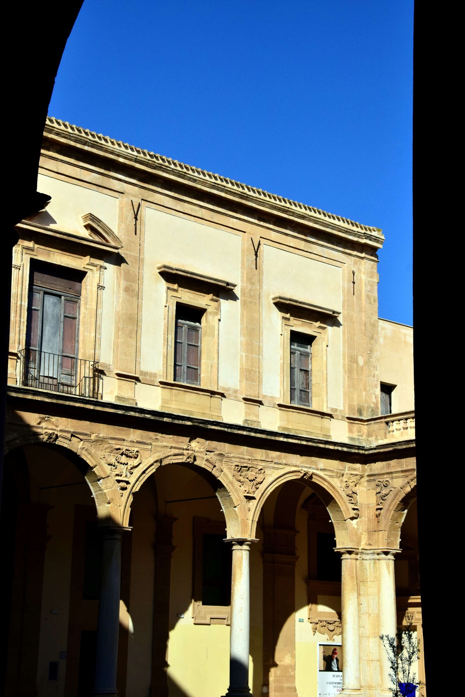 Nikon D3300 sample photo. Architecture, city, facade, outdoor photography