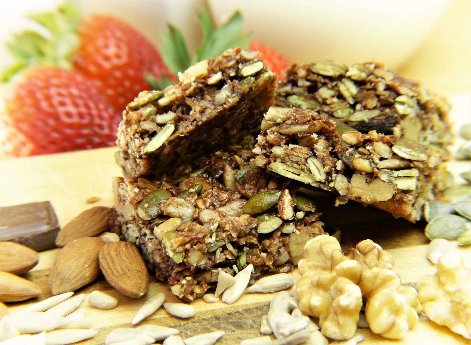 Panasonic Lumix DMC-FZ150 sample photo. Muesli, granola bars, cereals photography