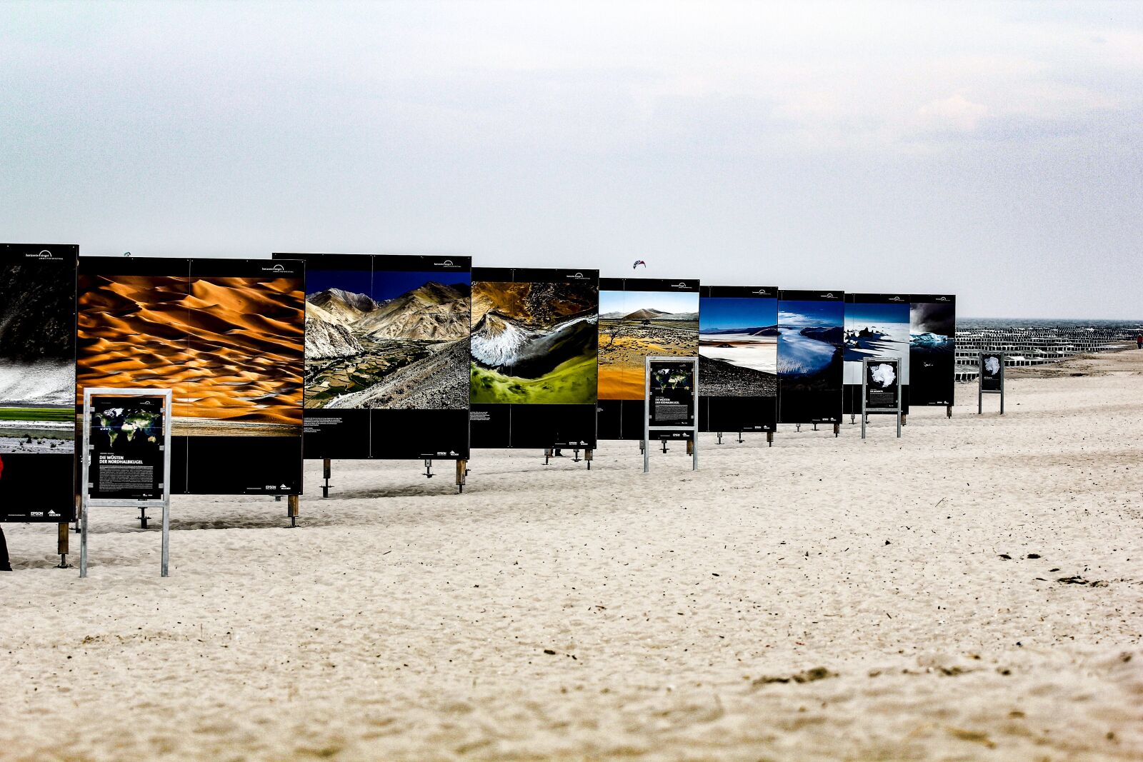 Canon EOS 60D + Canon EF 70-200mm F4L USM sample photo. Zingst, beach, photo exhibition photography
