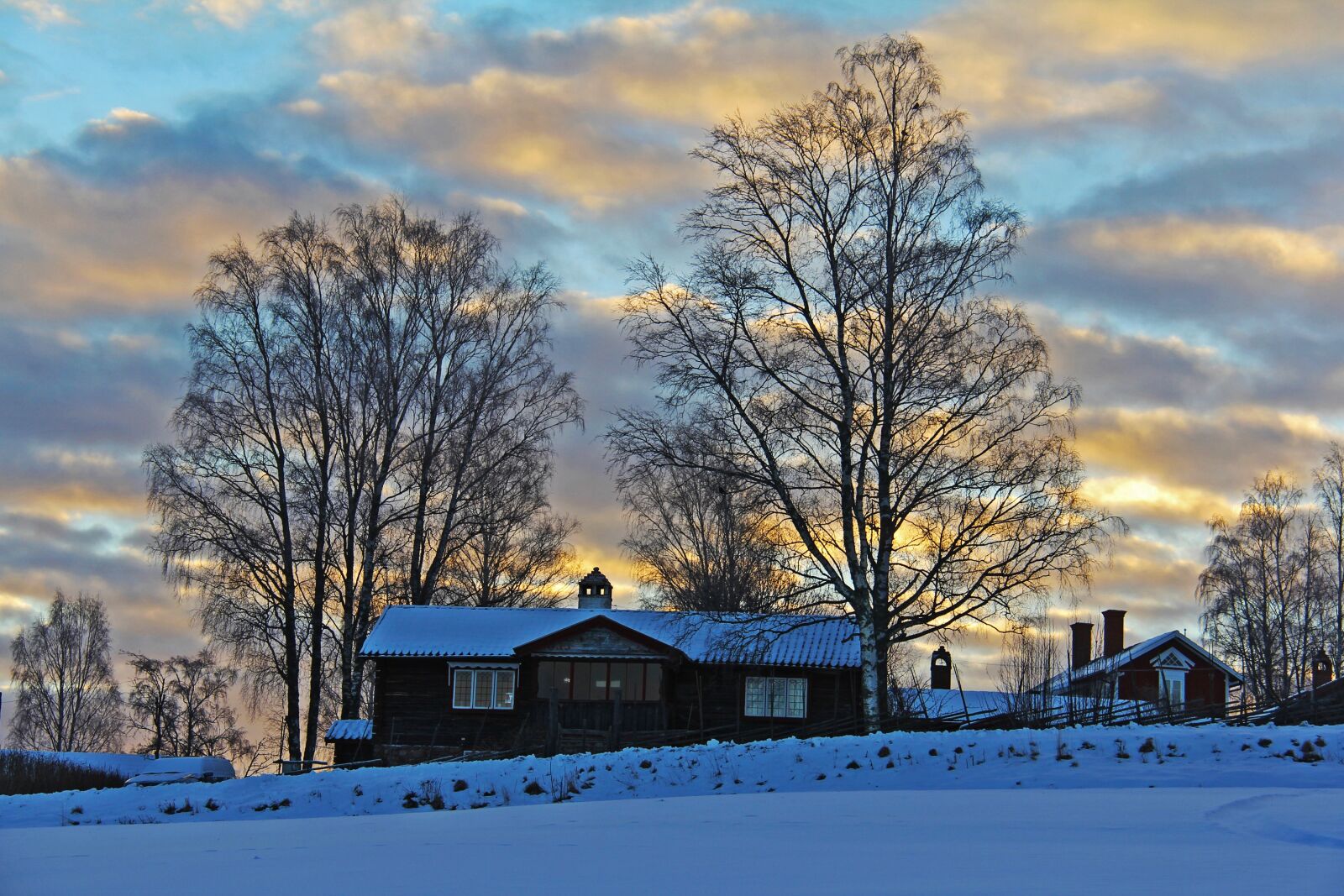 Canon EF-S 18-200mm F3.5-5.6 IS sample photo. Sunrise, beautiful, amazing photography