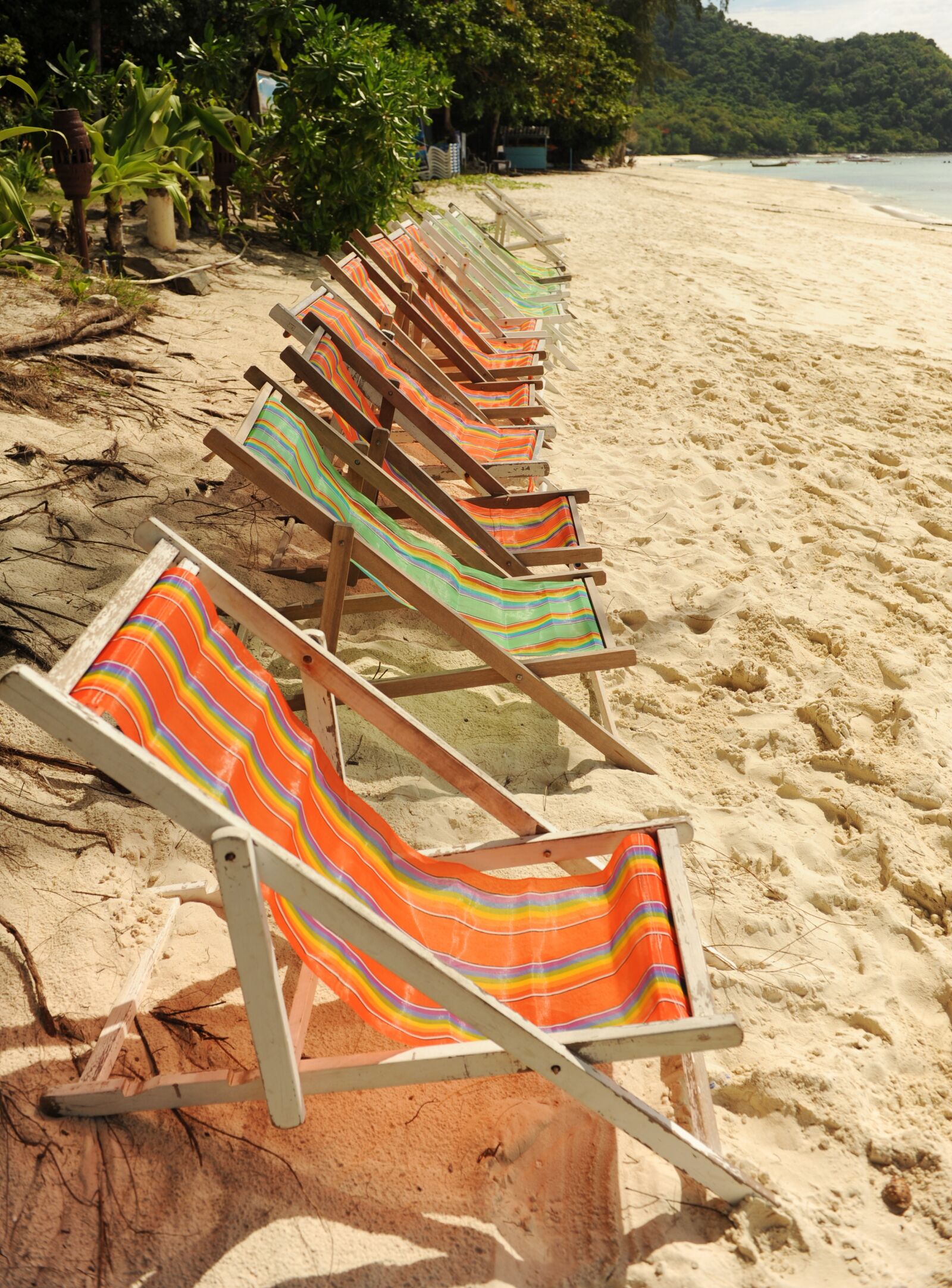 Nikon D700 sample photo. Beach, chairs, sand photography