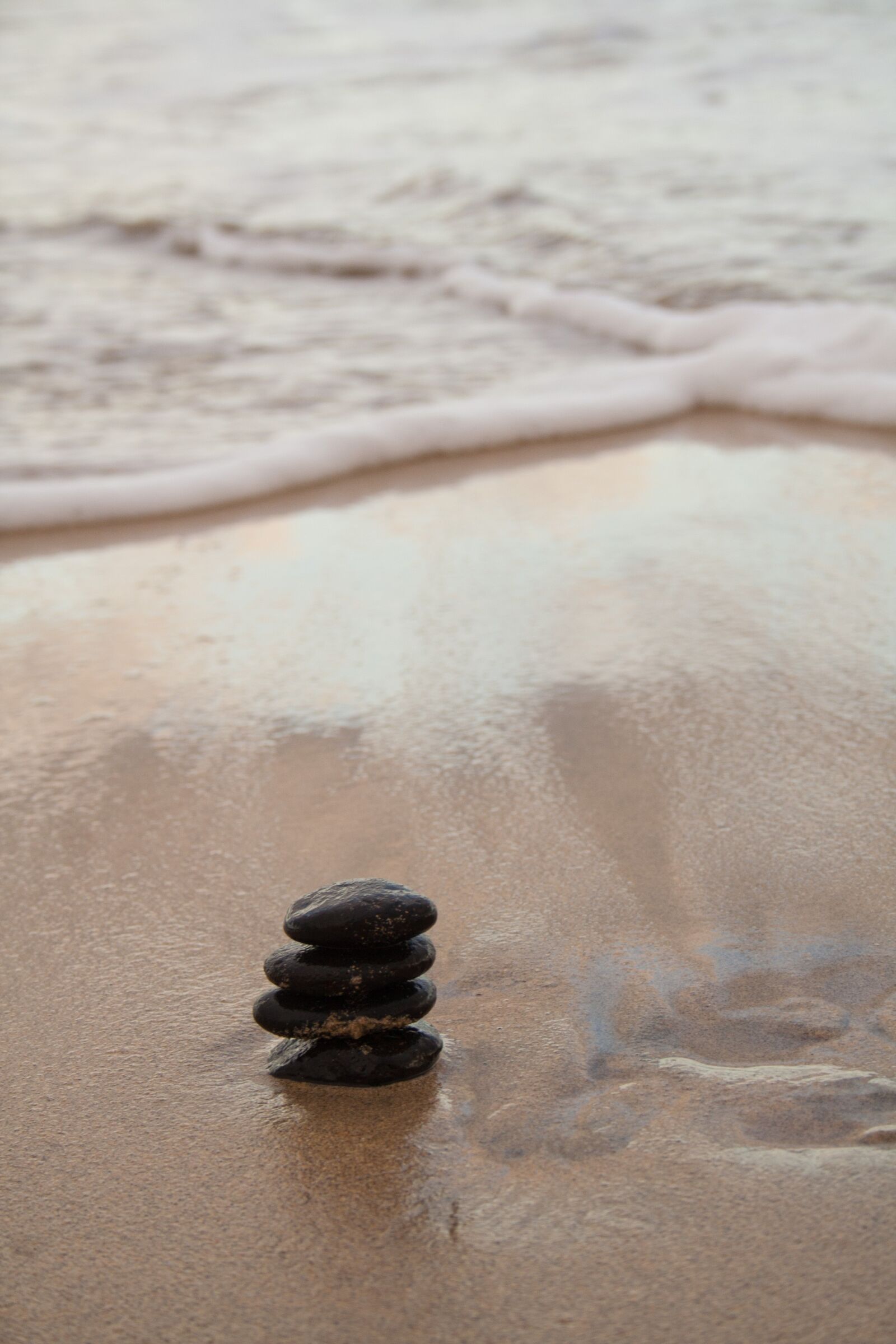 Canon EOS 350D (EOS Digital Rebel XT / EOS Kiss Digital N) sample photo. Stones, harmony, sea photography