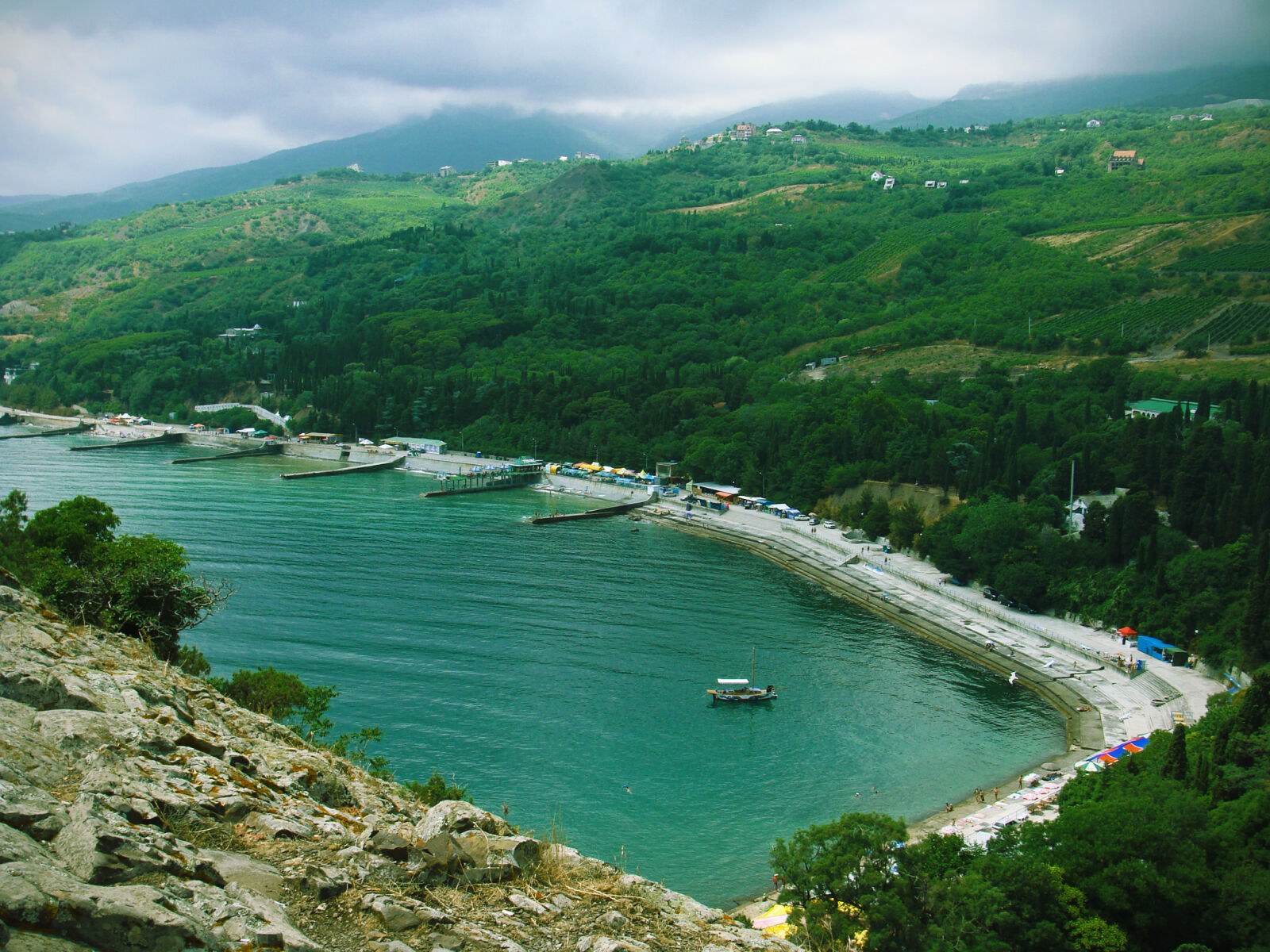 Sony Cyber-shot DSC-H10 sample photo. Clouds, crimea, mountains, nature photography