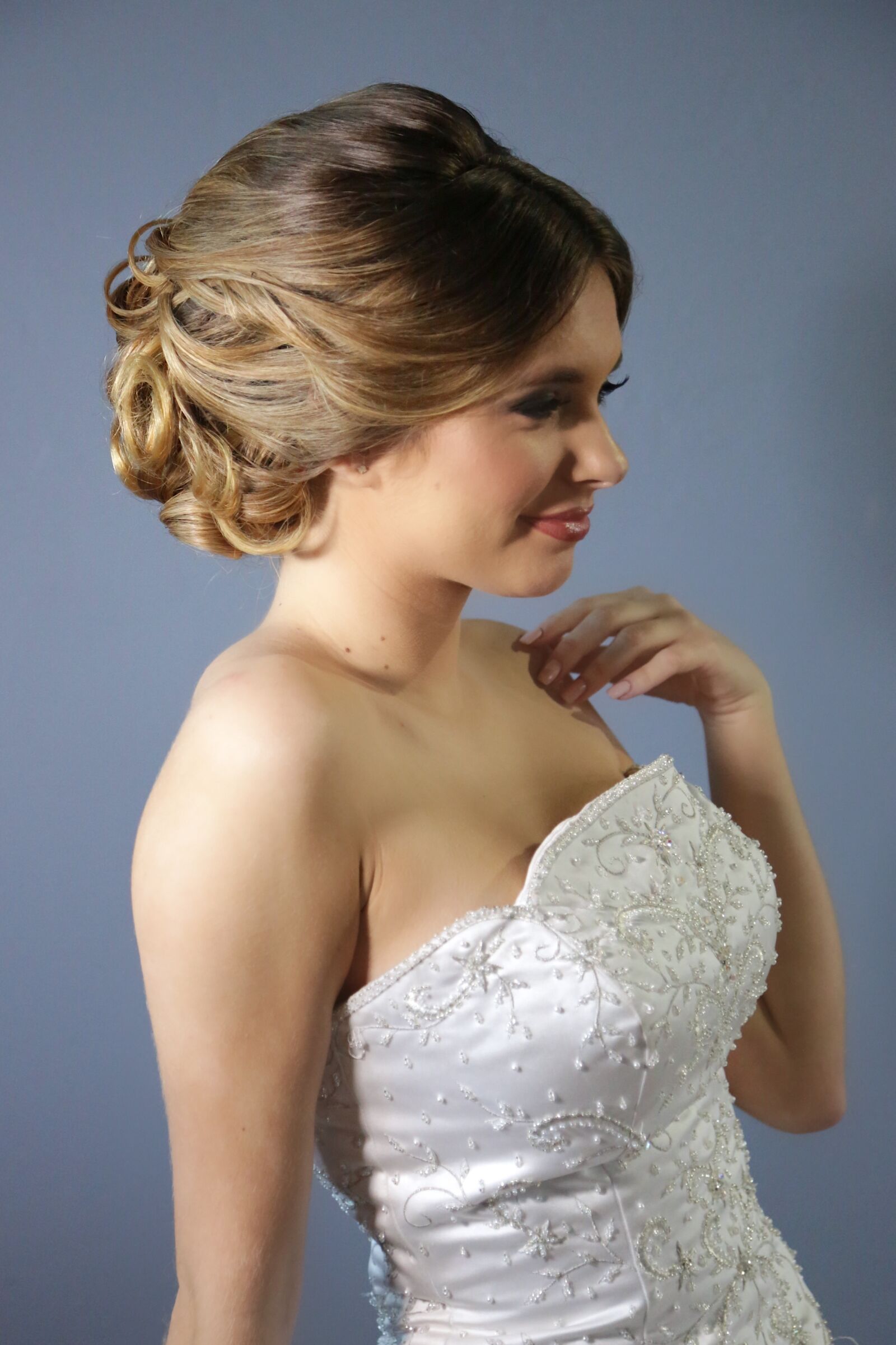 Canon EF 24-105mm F4L IS USM sample photo. Wedding, hair, s photography