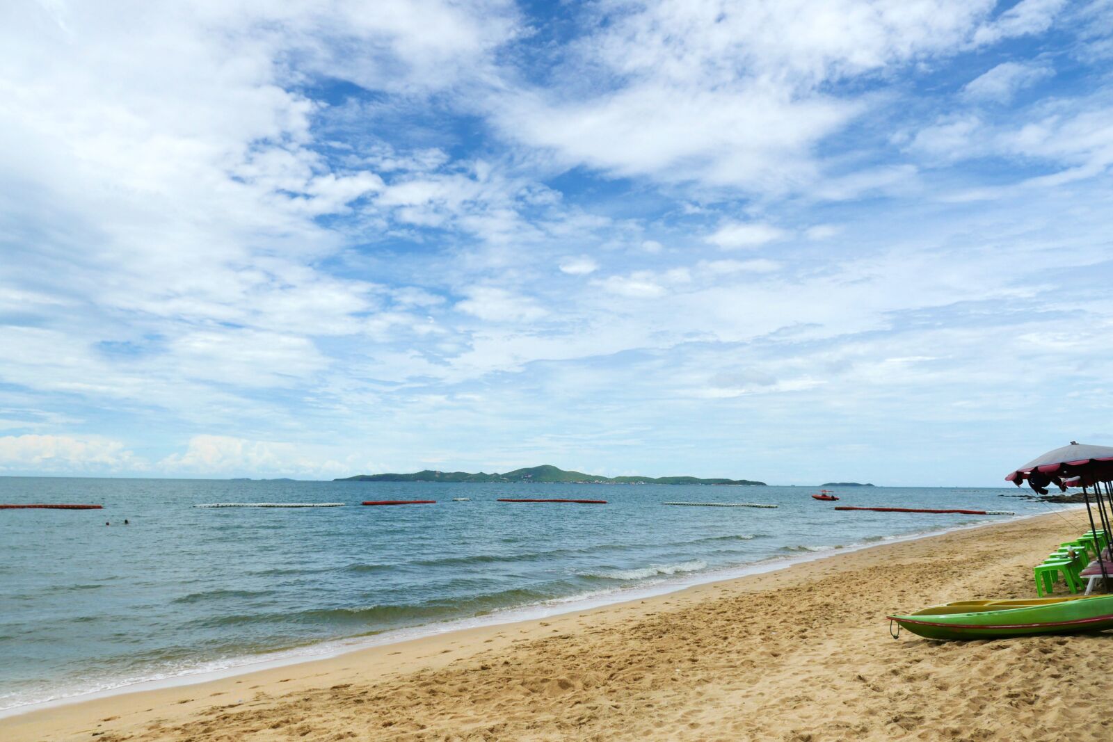 Panasonic Lumix DMC-GH4 sample photo. Sky, hai bian, sand photography