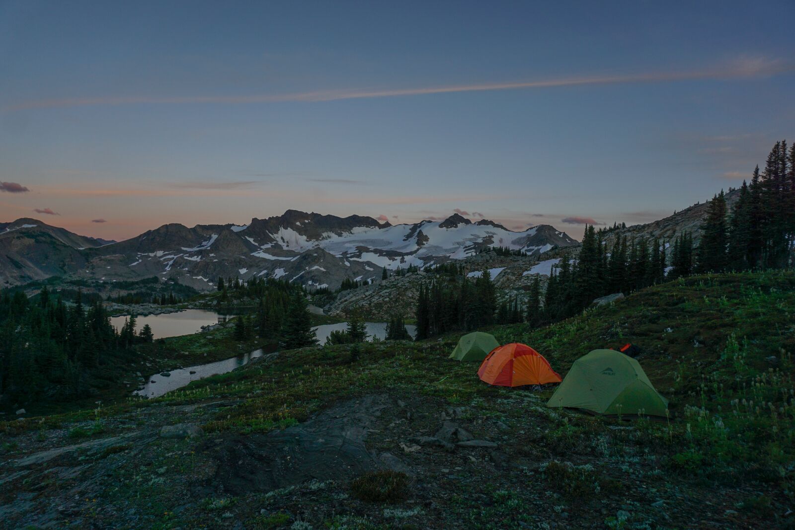 Sony a6000 sample photo. Camping, mountains, lake photography