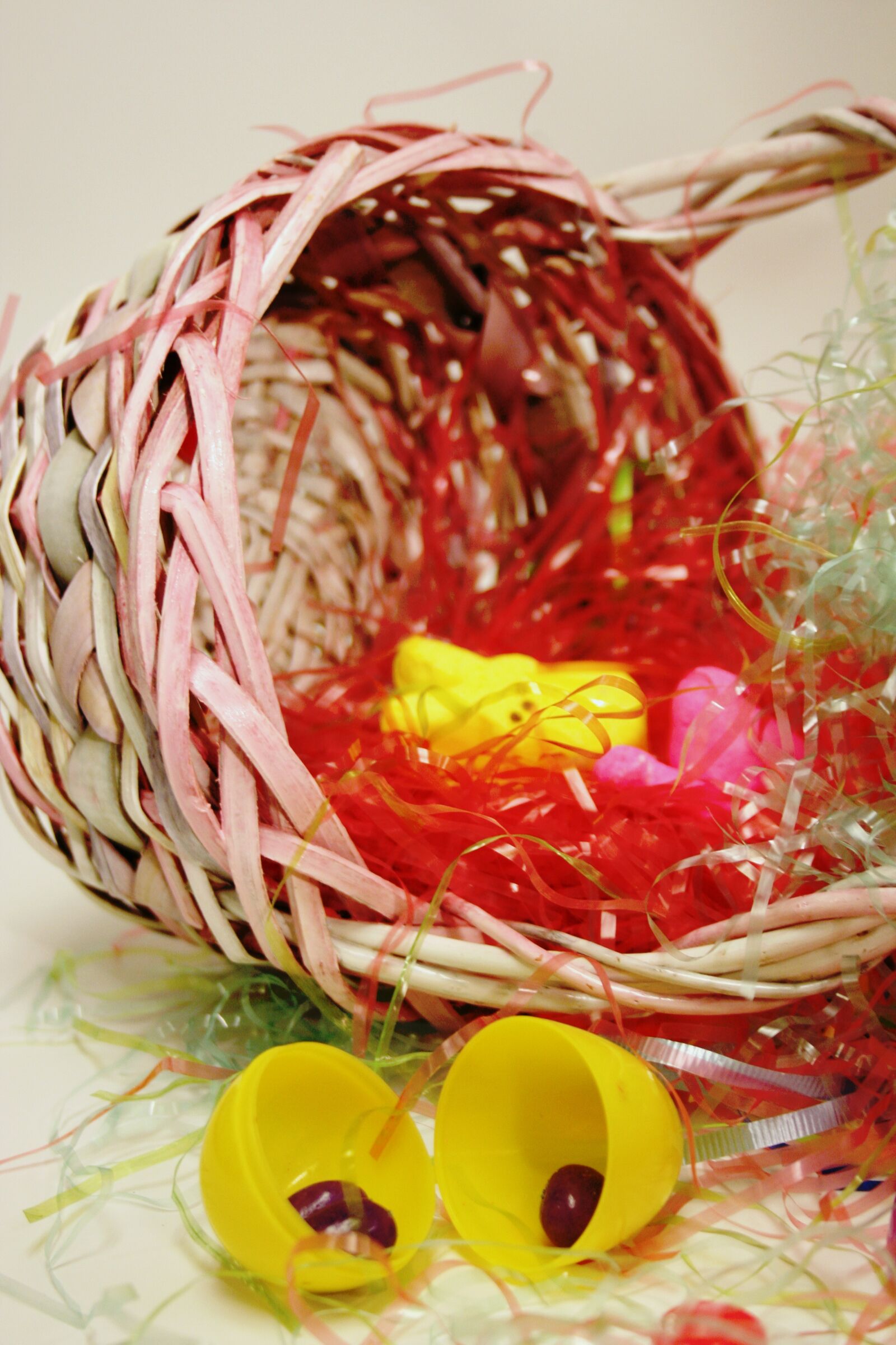 Canon EOS 350D (EOS Digital Rebel XT / EOS Kiss Digital N) sample photo. Easter basket, easter, decoration photography