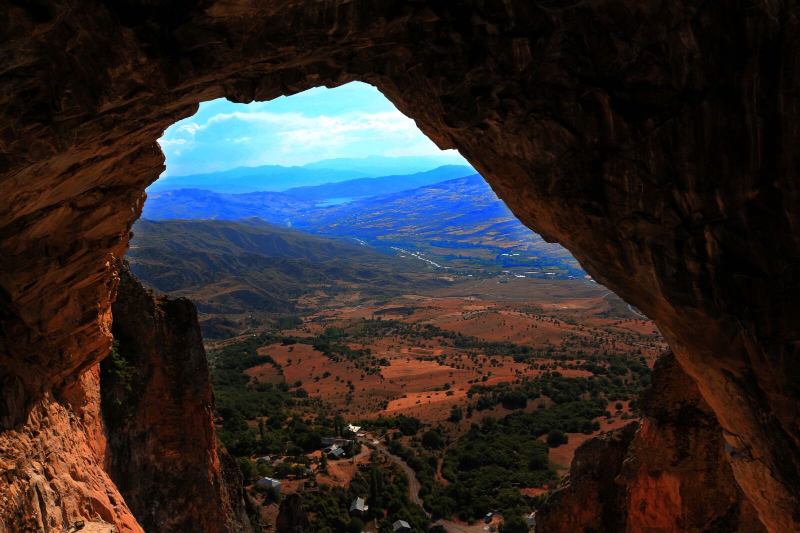 Canon EOS 650D (EOS Rebel T4i / EOS Kiss X6i) sample photo. Cave, mountain, landscape photography