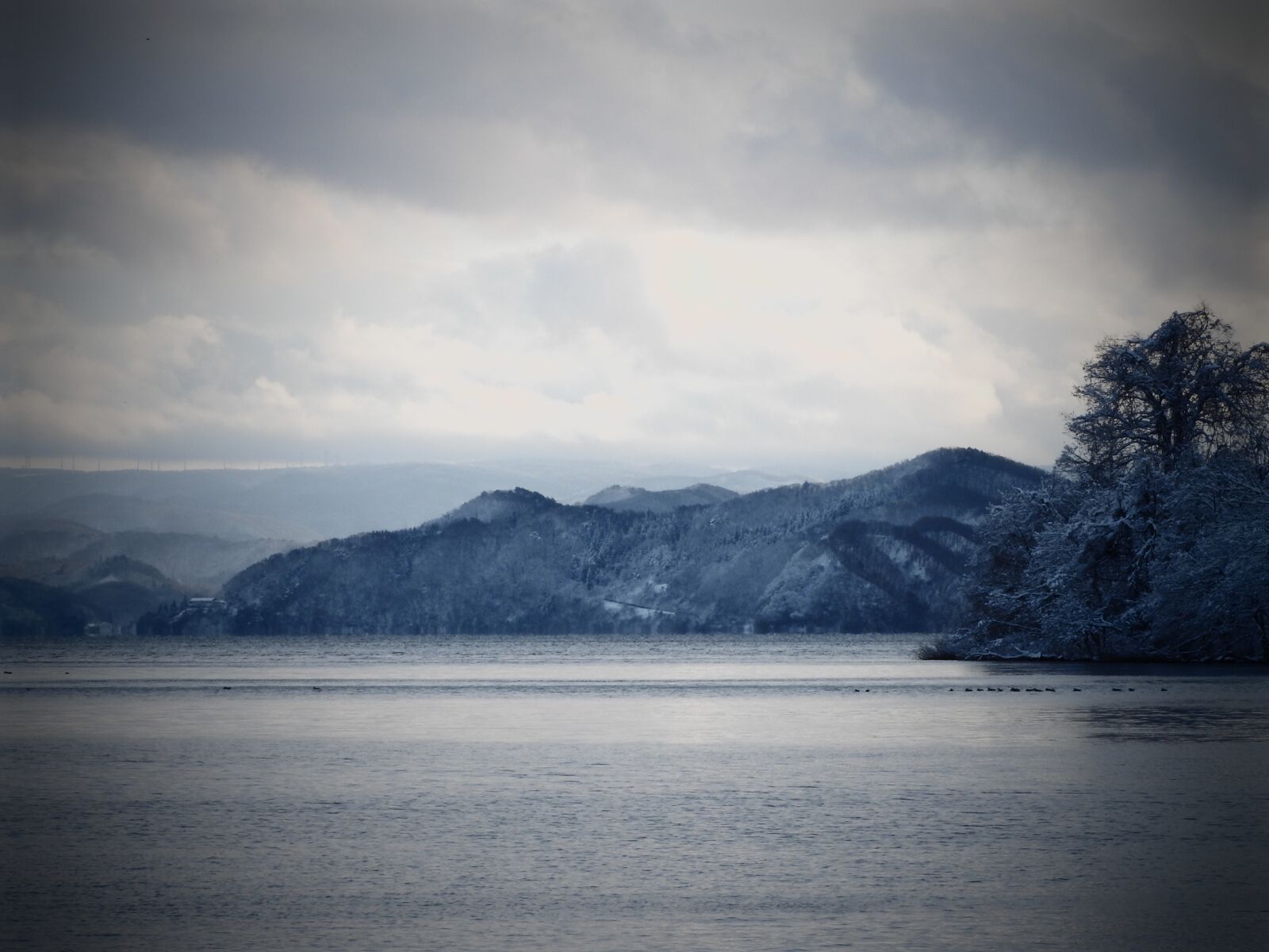 Nikon Coolpix P610 sample photo. Winter, lake, japan photography