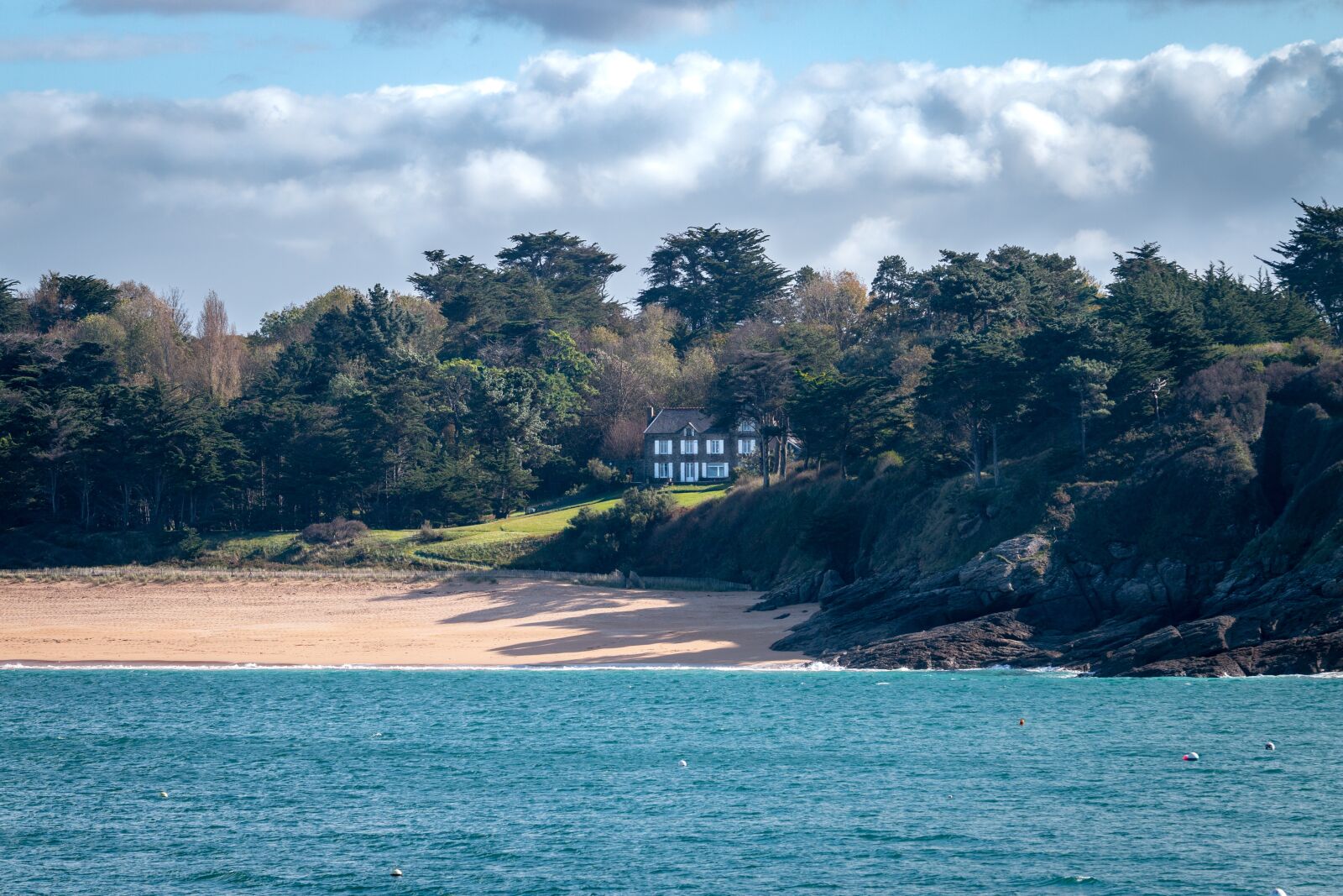 Canon EF 70-200mm F4L IS USM sample photo. House, sea, water photography